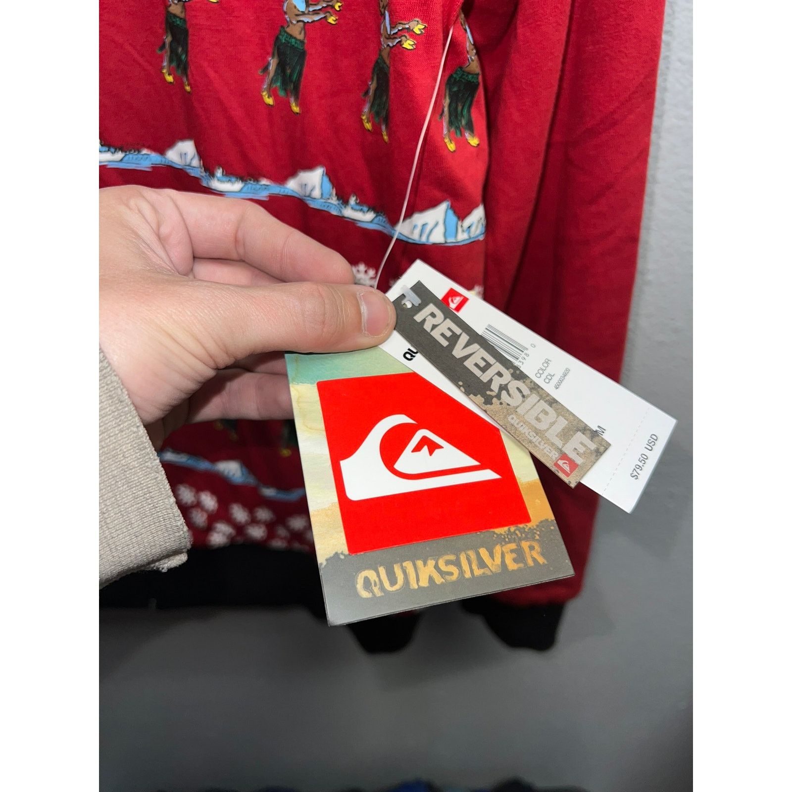 Vintage Vintage Quiksilver Reversible Hoodie Torqued Christmas NWT M Size US M / EU 48-50 / 2 - 11 Thumbnail
