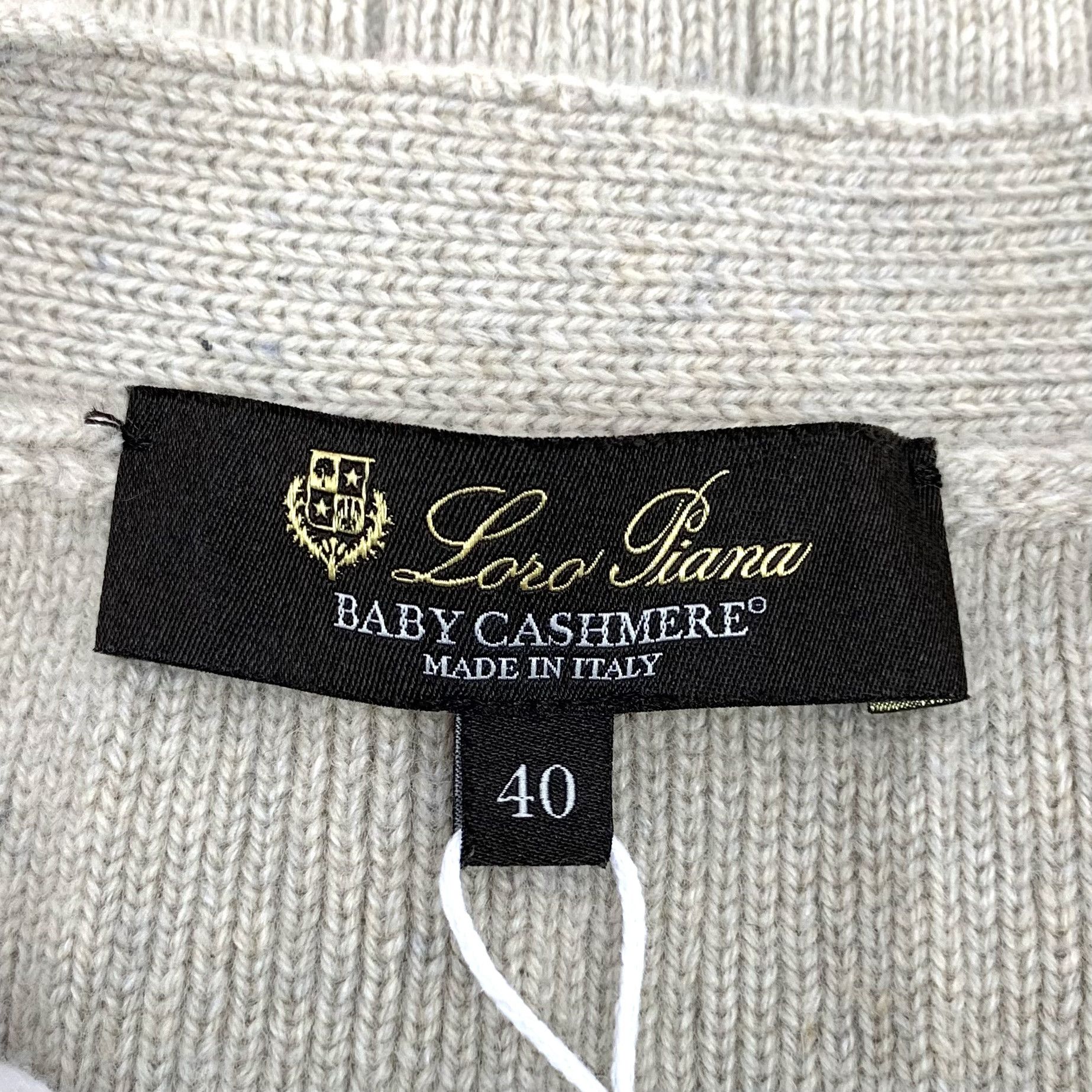 Loro Piana Loro Piana Cashmere V-Neck Cardigan Khaki (40) Size S / US 4 / IT 40 - 5 Thumbnail