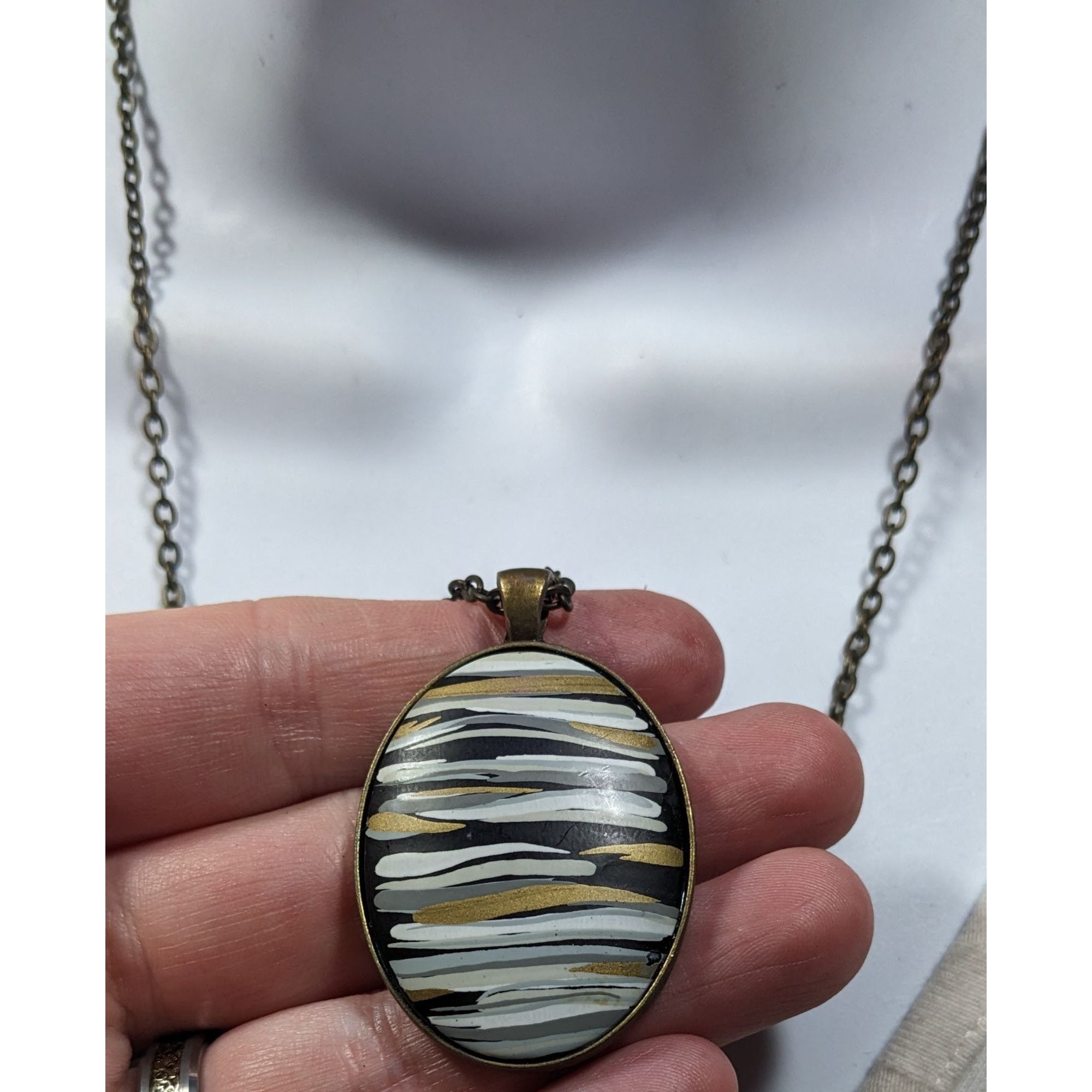 Other Hand Painted Striped Black White And Gold Tone Pendant Neckl Size ONE SIZE - 5 Thumbnail