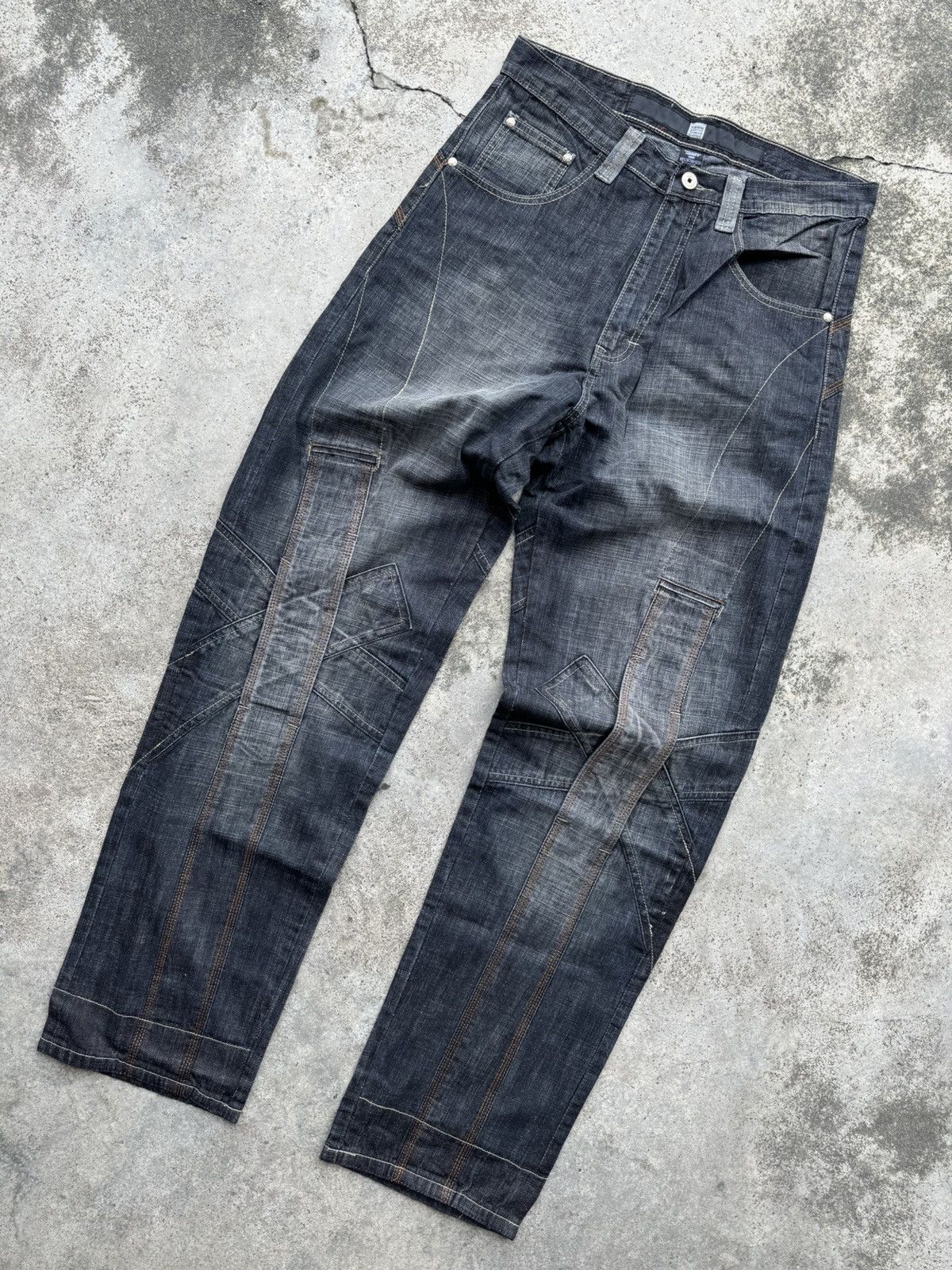 Ecko Unltd. × Marithe + Francois Girbaud Marithe Francois Girbaud X Ecko baggy jeans Size US 30 / EU 46 - 3 Thumbnail