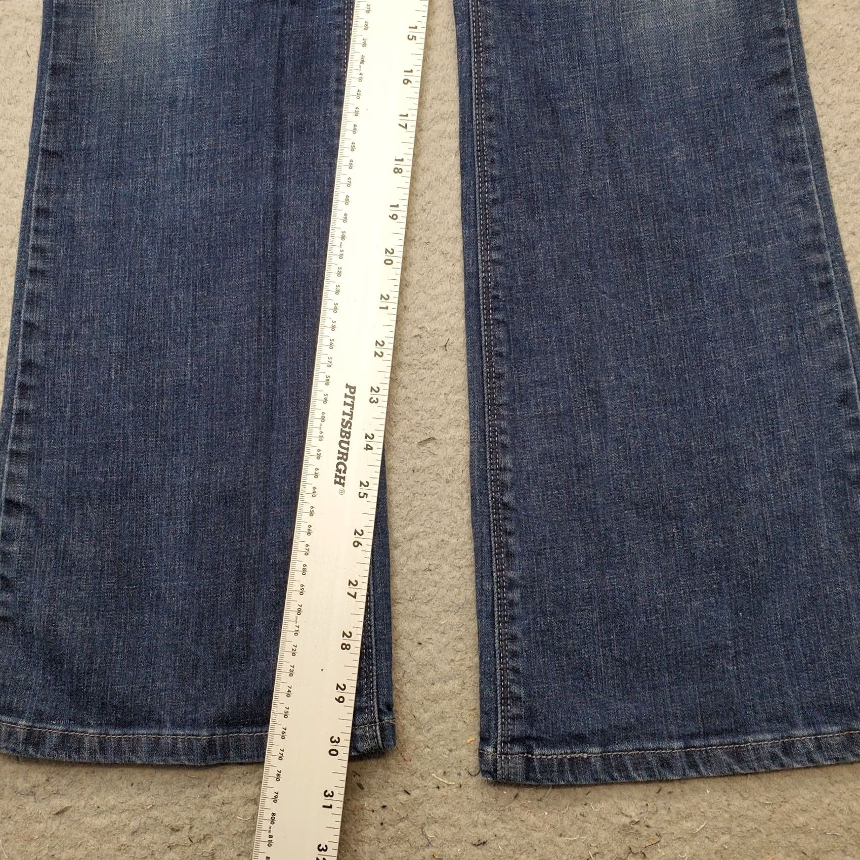 Levi's Levi's Jeans Womens 14 Bootcut Blue Denim Stretch Mid-Rise 5-Pocket Regular Inseam 30.25" Size 14 Womens Type: Jeans Size 36" / US 14 / IT 50 - 4 Thumbnail