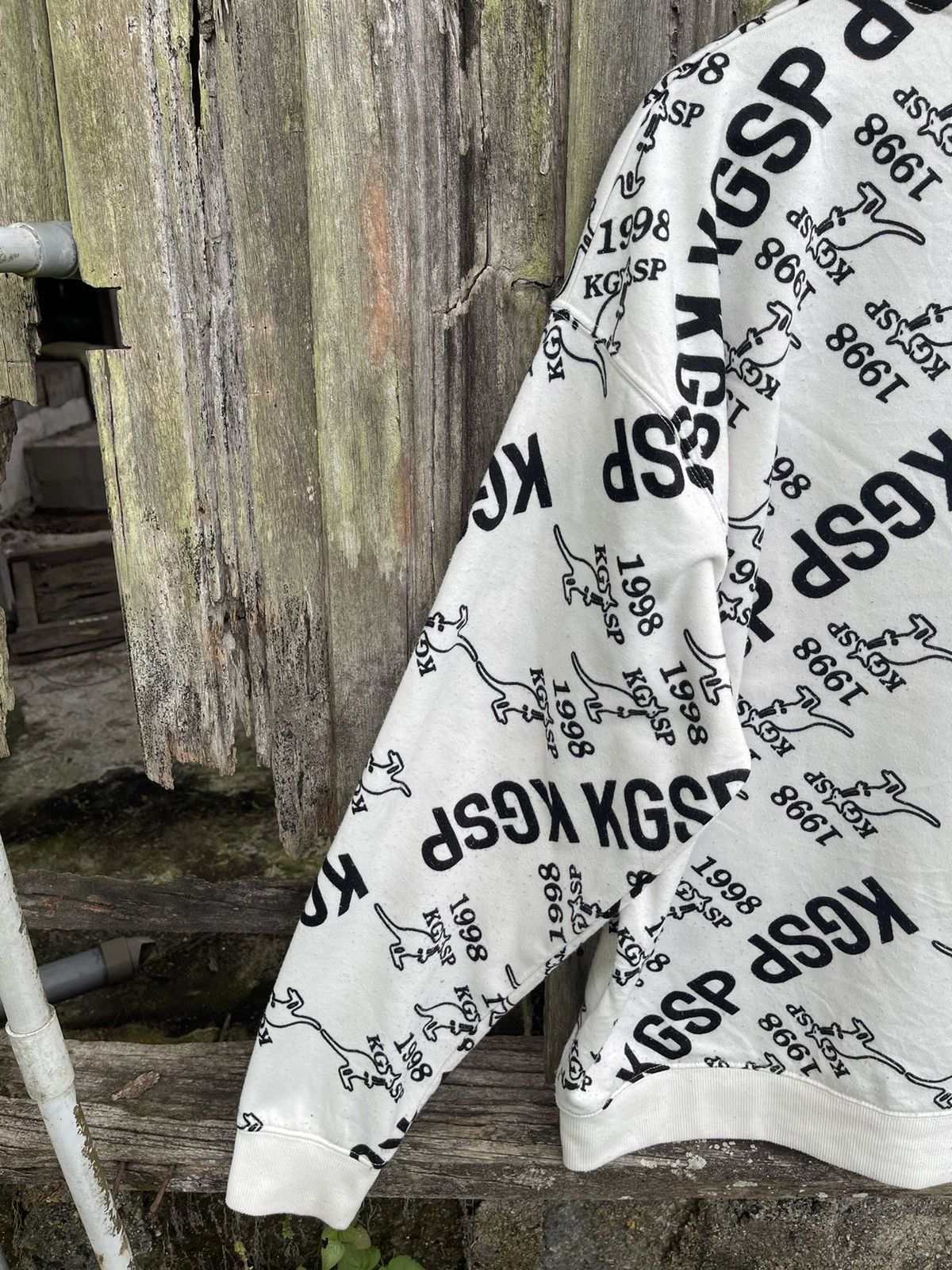 Designer Kangol Sport All-Over Logo Crewneck — White/Black (L) Size US L / EU 52-54 / 3 - 10 Thumbnail