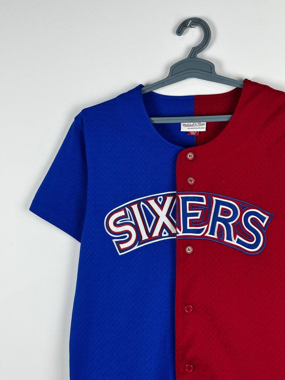 Mitchell & Ness × NBA × Vintage Mitchell & Ness Hardwood Classics Sixers Jersey Size US M / EU 48-50 / 2 - 3 Thumbnail