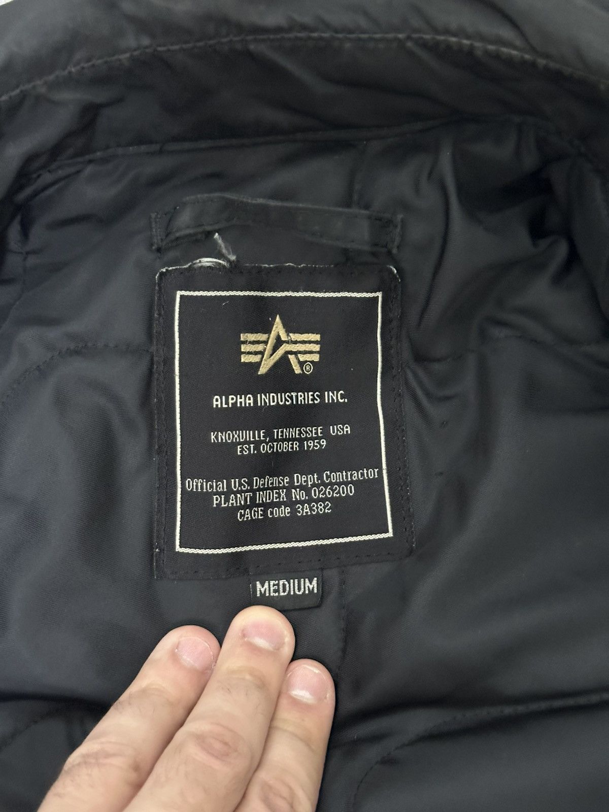 Alpha Industries Vintage 90’s Alpha Industries Military US Bomber Jacket Size US M / EU 48-50 / 2 - 9 Thumbnail