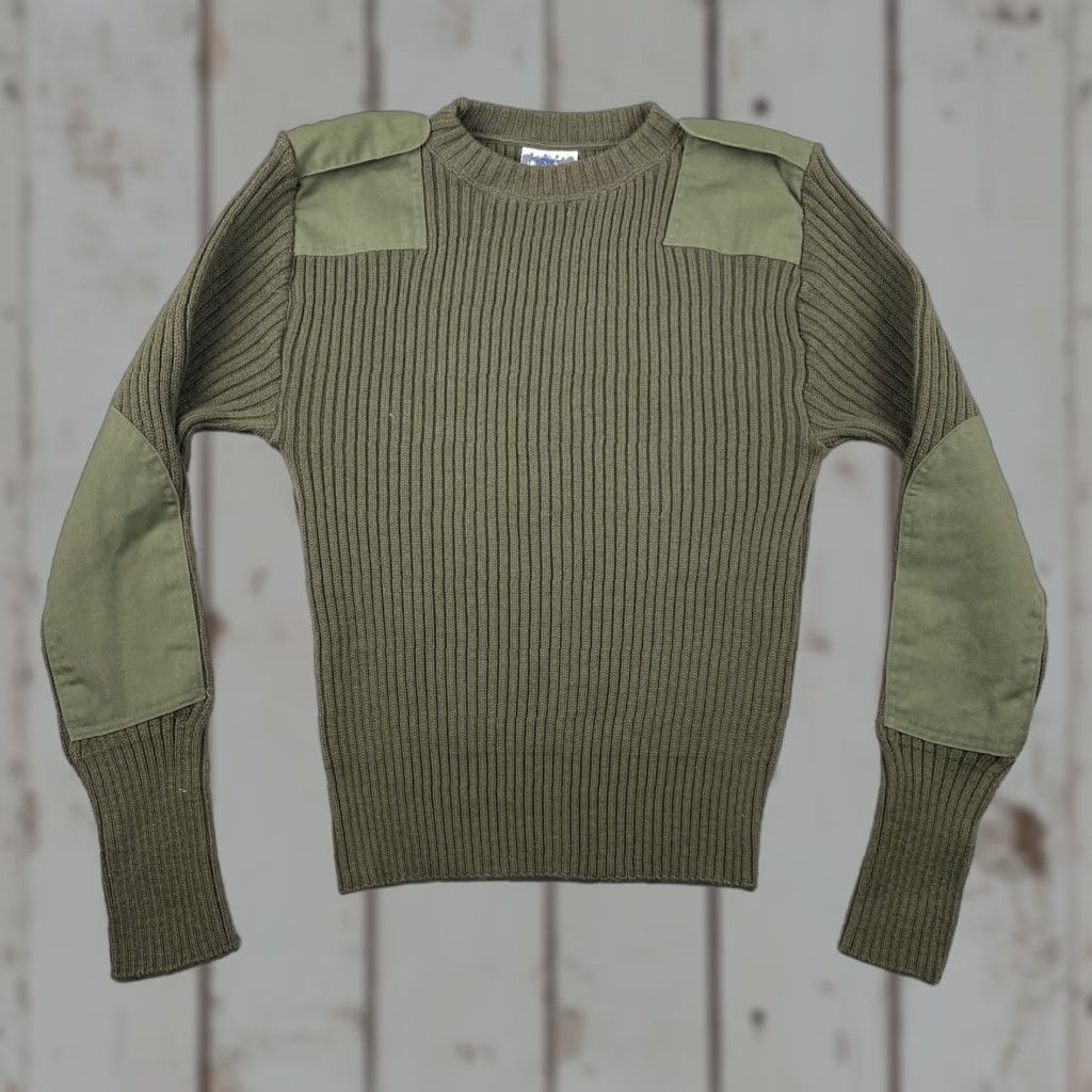 Vintage VINTAGE DSCP Valor Collection 100% Wool Sweater Size L USA Army Green Crew Neck Long Sleeve Pullover Mens Size US L / EU 52-54 / 3 - 1 Thumbnail
