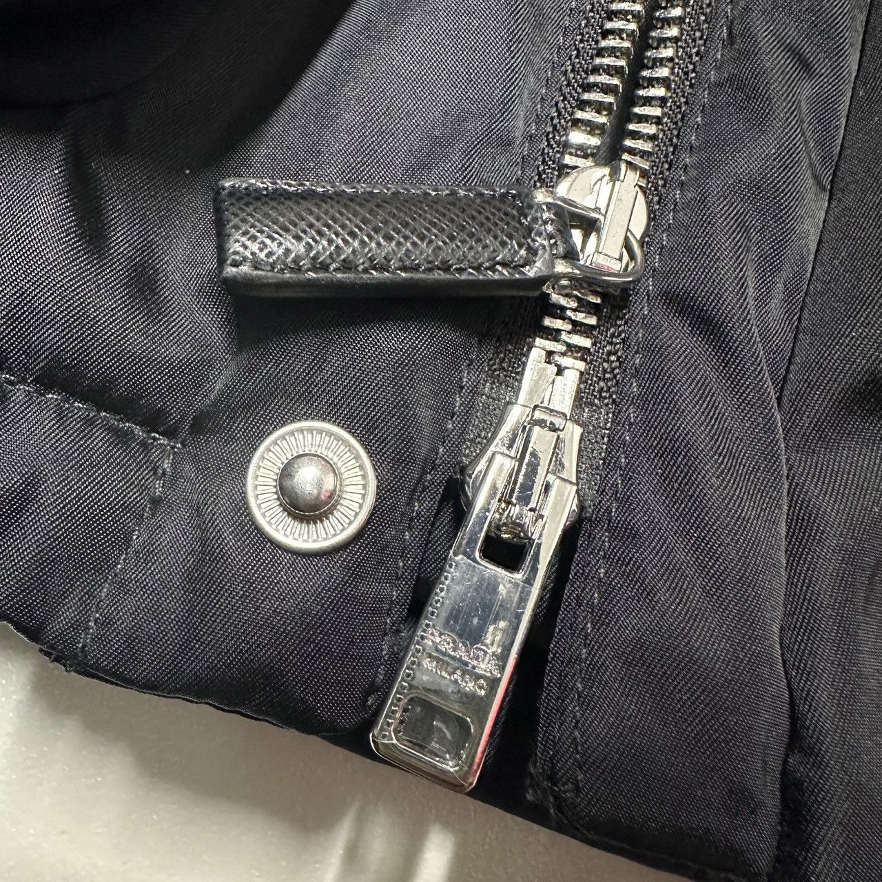 Prada Prada FW21 Re-Nylon Utility S M mens black jacket puffer Size US M / EU 48-50 / 2 - 11 Thumbnail