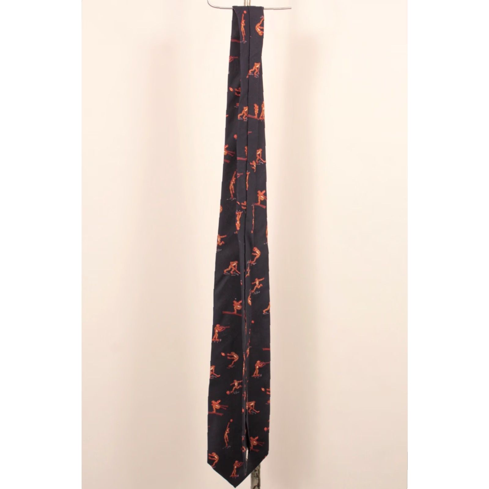Vintage VINTAGE James Davis 70s Silk Necktie Navy Blue Frog Sports Themed Wide Tie Men Mens 1970s Silk Tie Size ONE SIZE - 4 Thumbnail