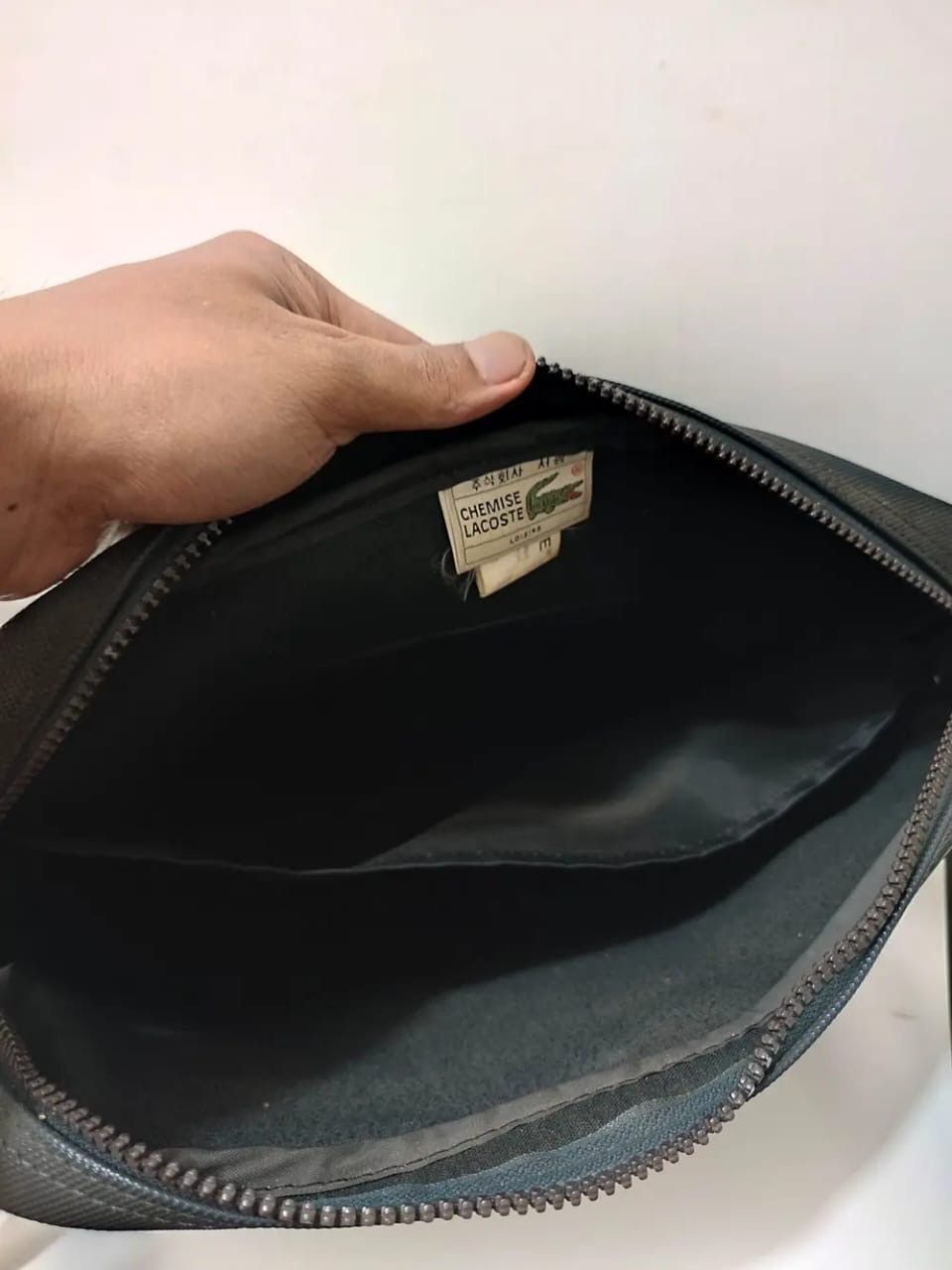Lacoste × Vintage Vintage Lacoste Paris Sling Bag Big Logo design Size ONE SIZE - 15 Thumbnail