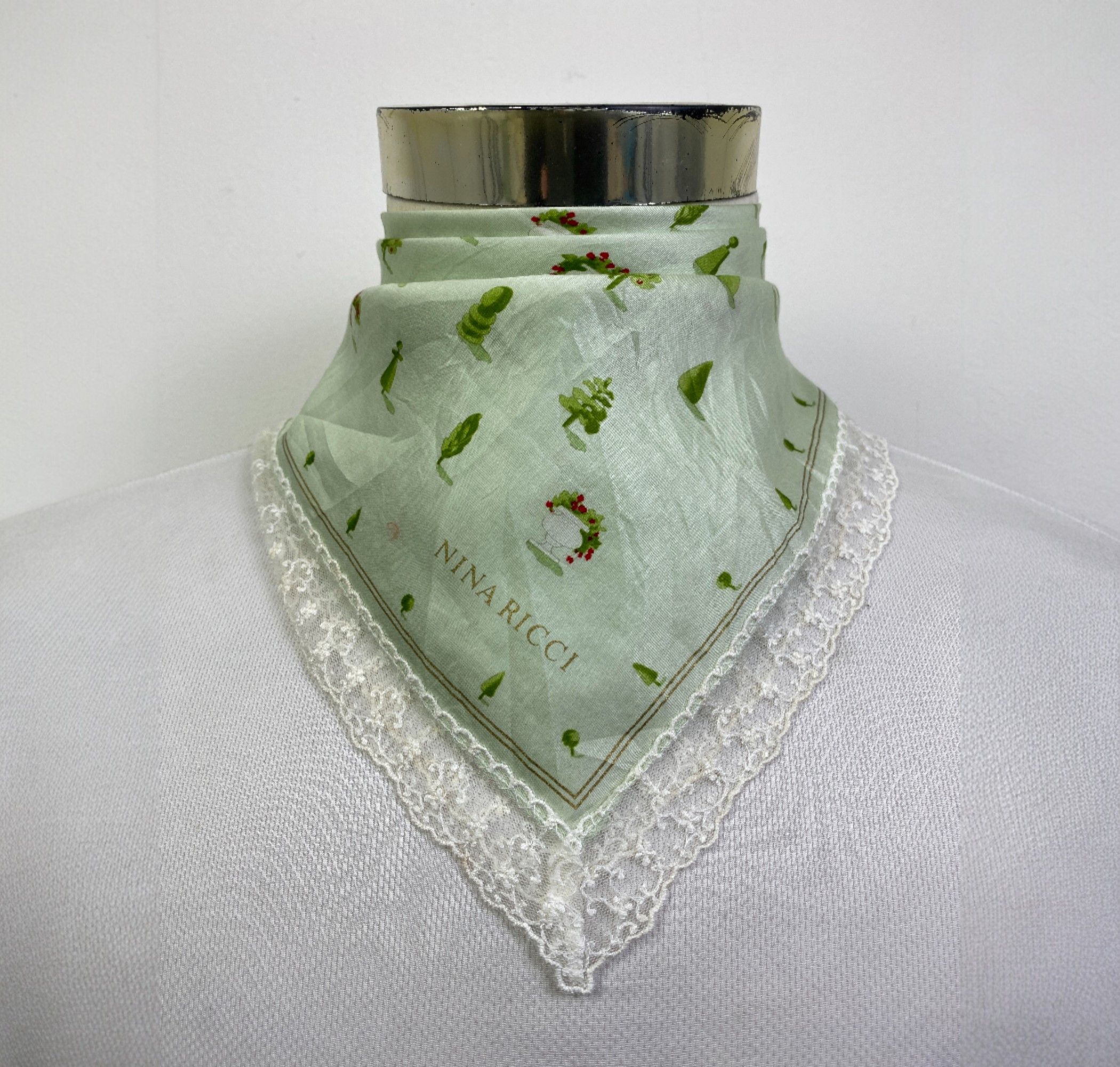 Other Vintage Nina Ricci Handkerchief / Neckerchief HKC1033 Size ONE SIZE - 1 Thumbnail