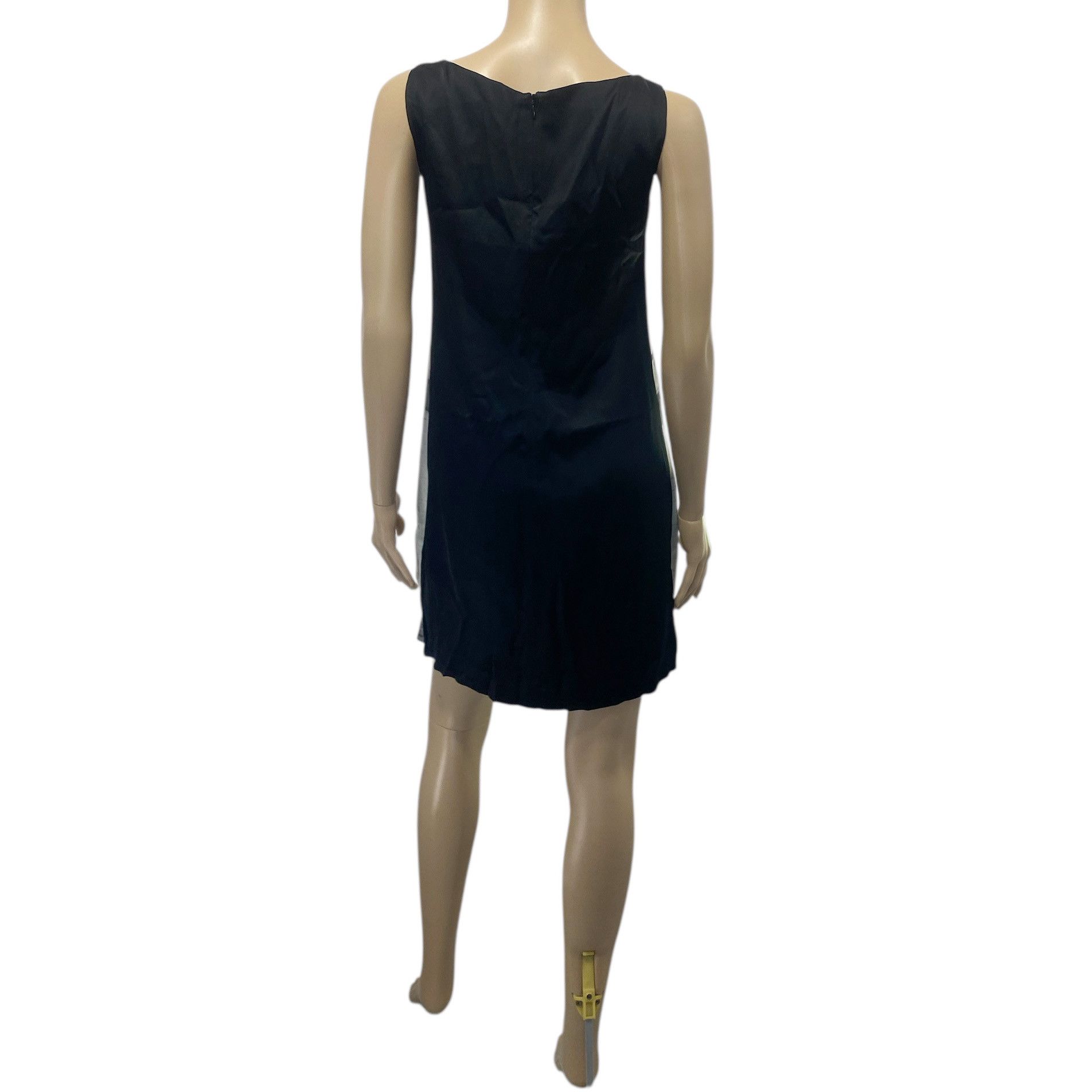 Moschino Cheap and Chic Vintage London Telephone Booth Shift Dess Size S / US 4 / IT 40 - 5 Thumbnail