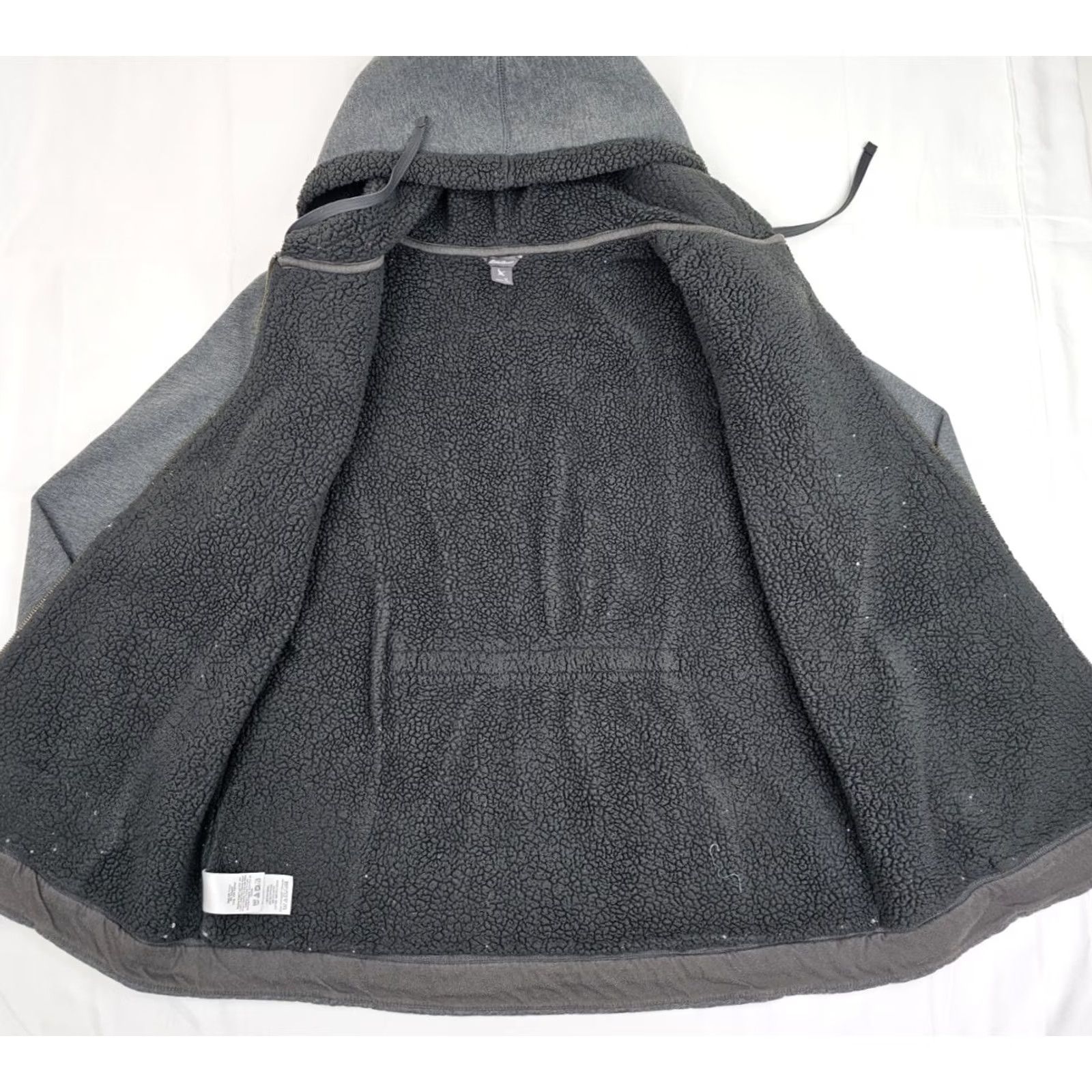 Eddie Bauer Eddie Bauer Hooded Sherpa Sweater Women XL Gray Quilted Shoulder Full Zip Hoodie Lined Pockets Size XL / US 12-14 / IT 48-50 - 4 Thumbnail
