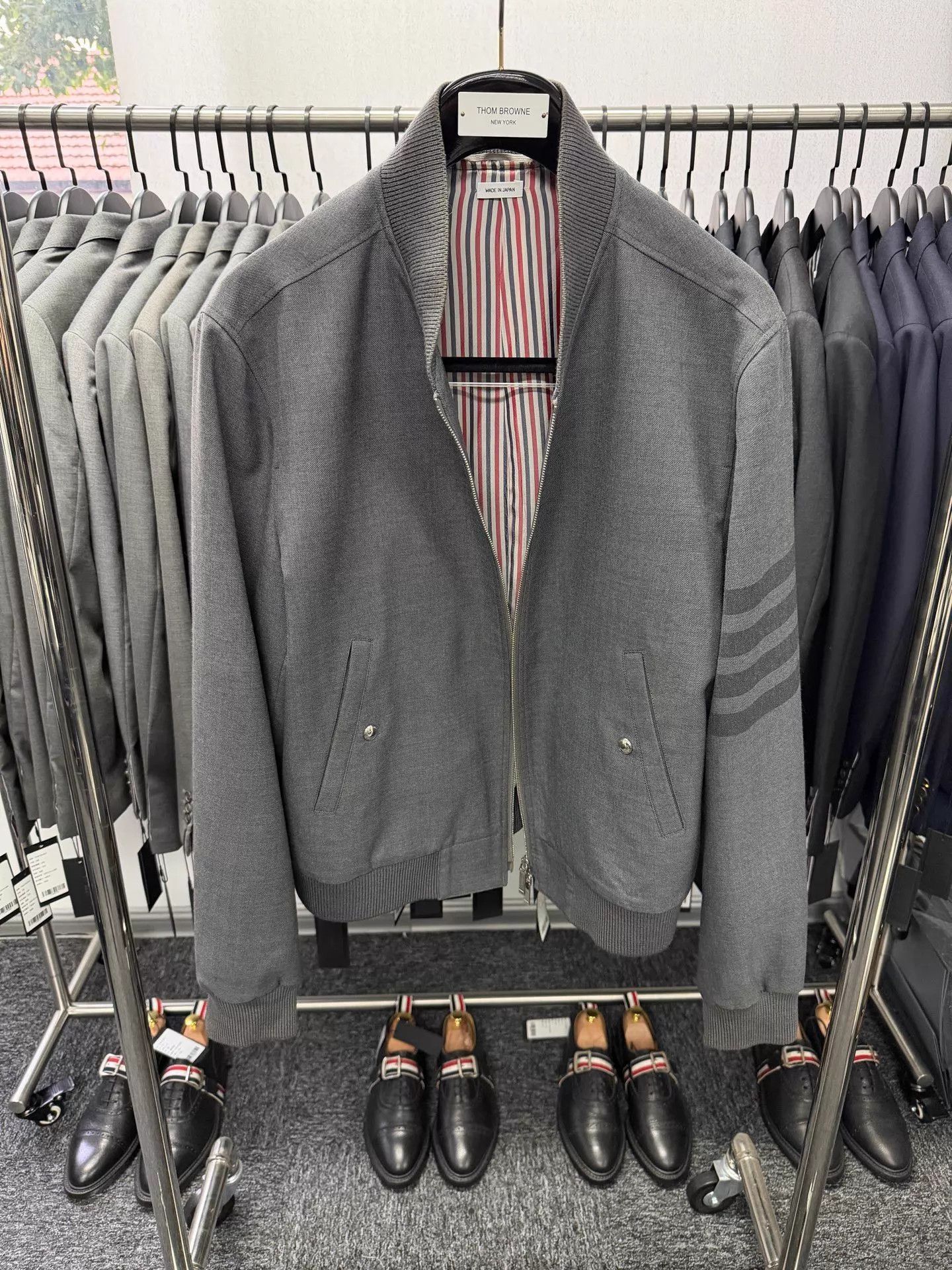 Thom Browne Thom Browne Classic Flight Jacket Dark Gray 4-Bar Stripe Size US L / EU 52-54 / 3 - 1 Thumbnail