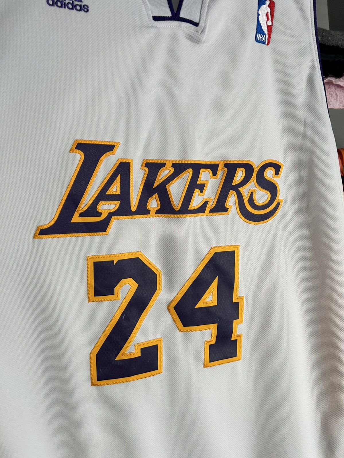 NBA Los Angeles Lakers #24 Bryant Adidas Basketball NBA jersey Size US L / EU 52-54 / 3 - 5 Thumbnail