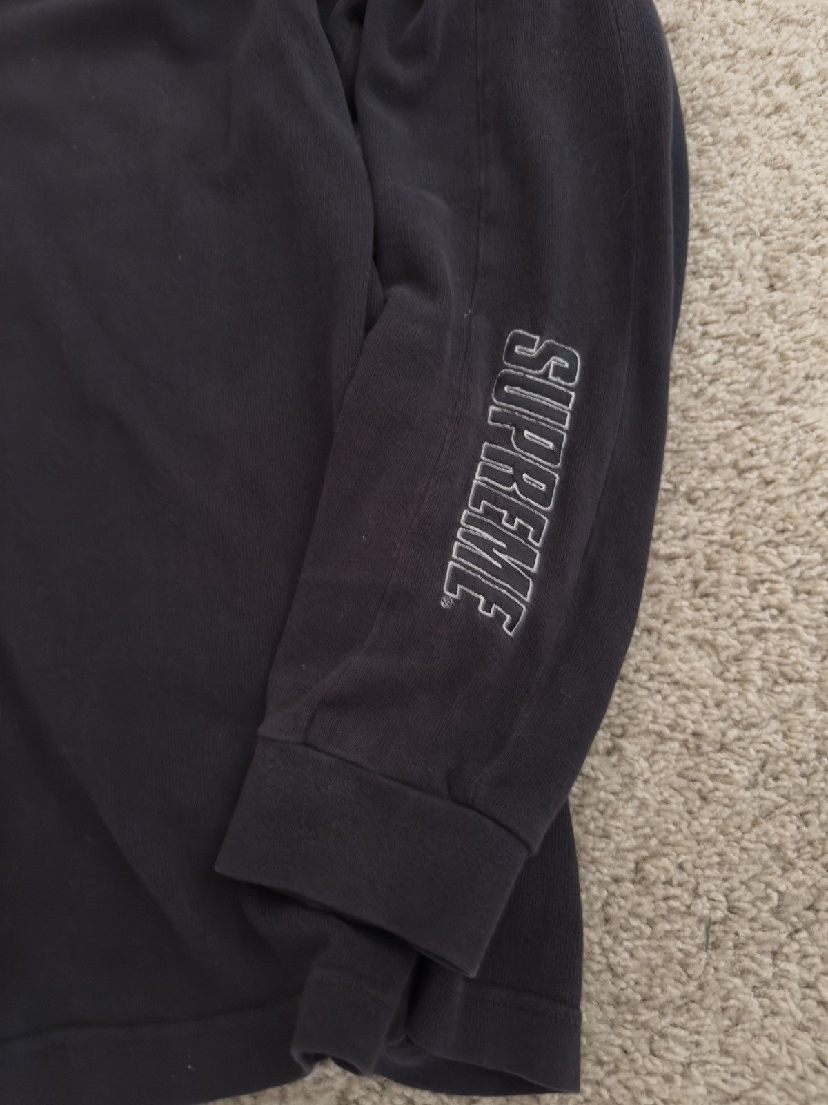 Supreme Supreme quarterzip Size US M / EU 48-50 / 2 - 3 Thumbnail