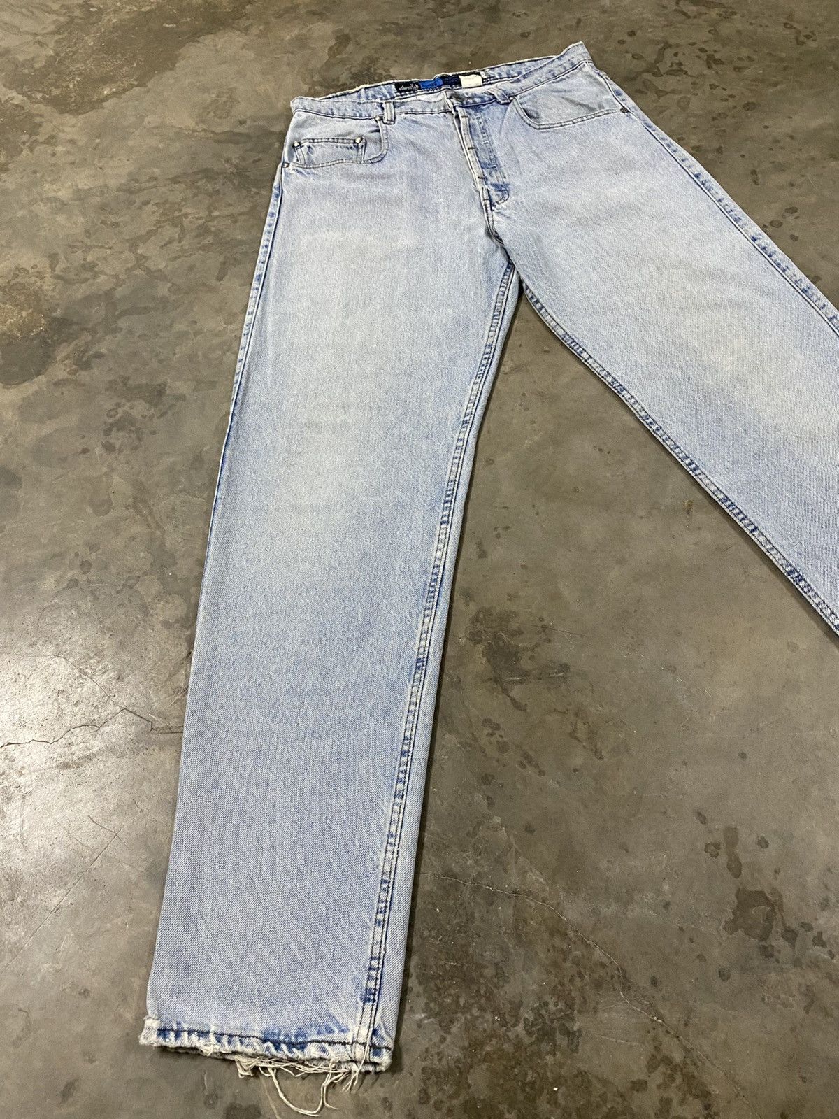 Levi's Vintage Levis Silver Tab Relaxed Wash Blue Distressed @310 Size US 33 - 6 Thumbnail