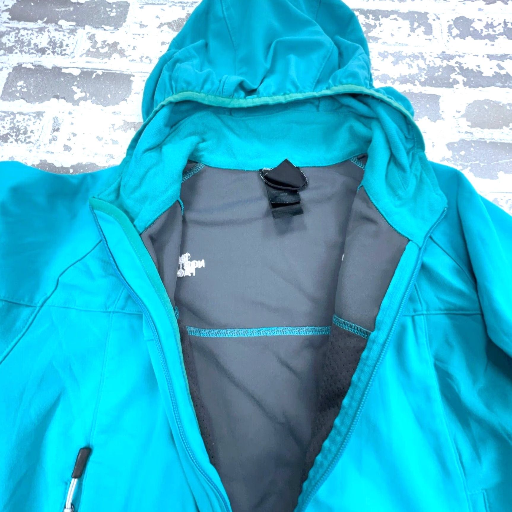 The North Face The North Face Jacket Women M Blue Soft Shell Summit Series Teal Windbreaker Logo Zipper Full Zip Short Sleeve N/A Size M / US 6-8 / IT 42-44 - 7 Thumbnail