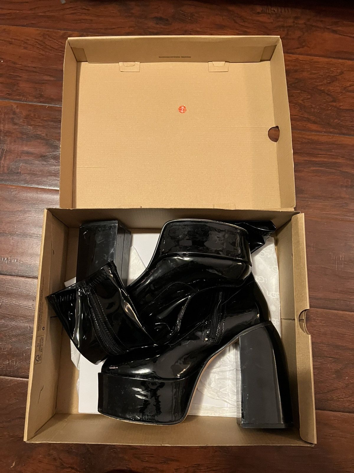 Asos Stylish ASOS platform heel boots in glossy black patent Size US 10 / IT 40 - 5 Thumbnail