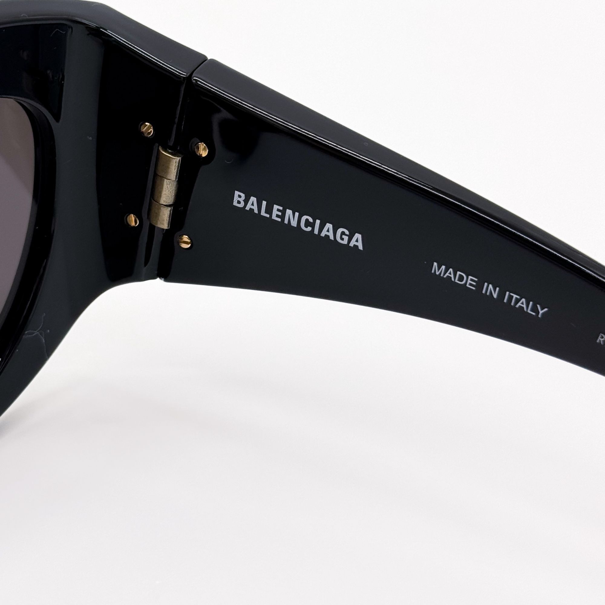 Balenciaga NEW BALENCIAGA BB0256S 001 SUNGLASSES BLACK BUTTERFLY WOMEN Size ONE SIZE - 9 Thumbnail