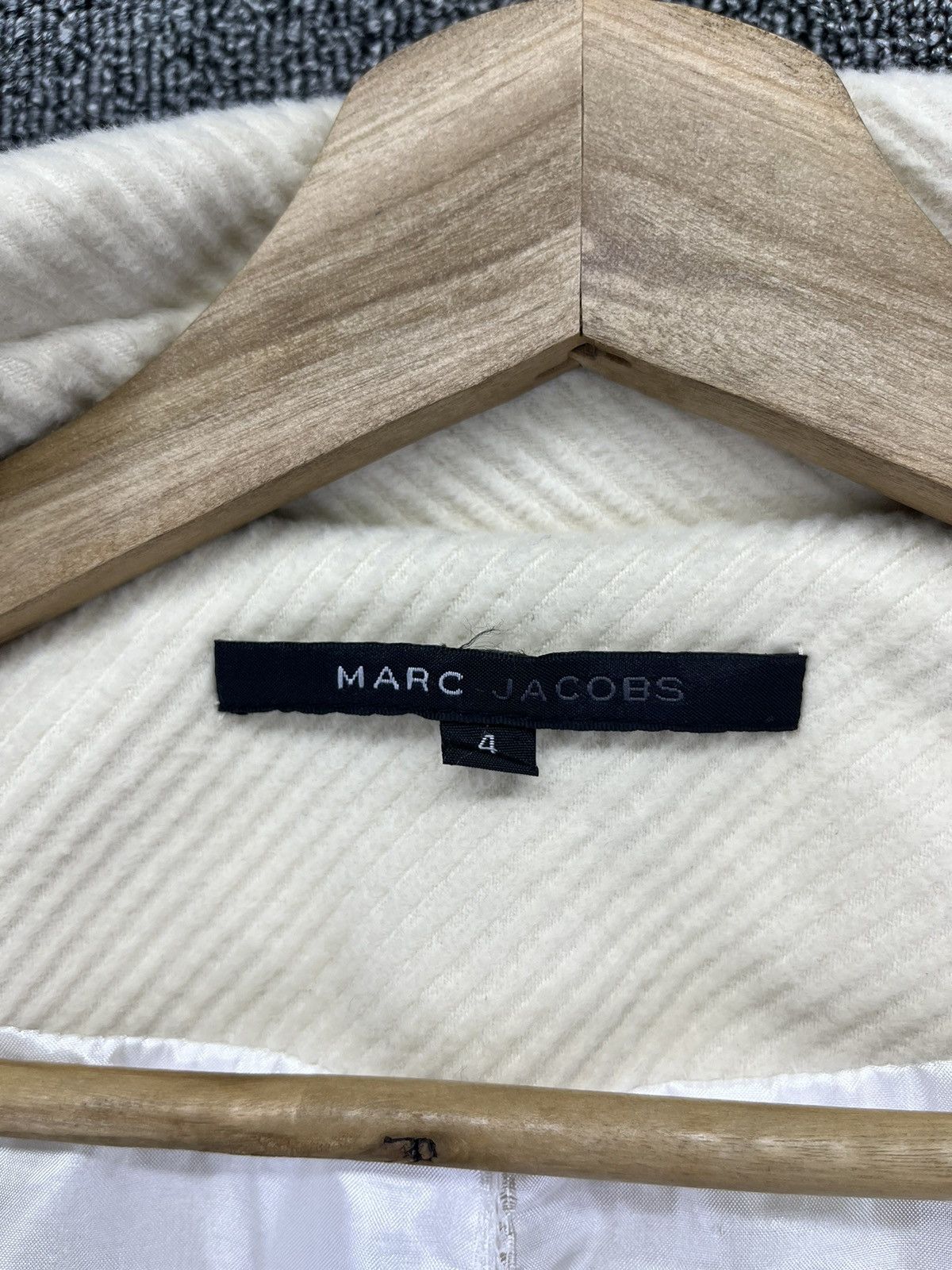 Marc Jacobs Vintage Marc Jacobs Button Up Wool Long Jacket Size XS / US 0-2 / IT 36-38 - 7 Thumbnail