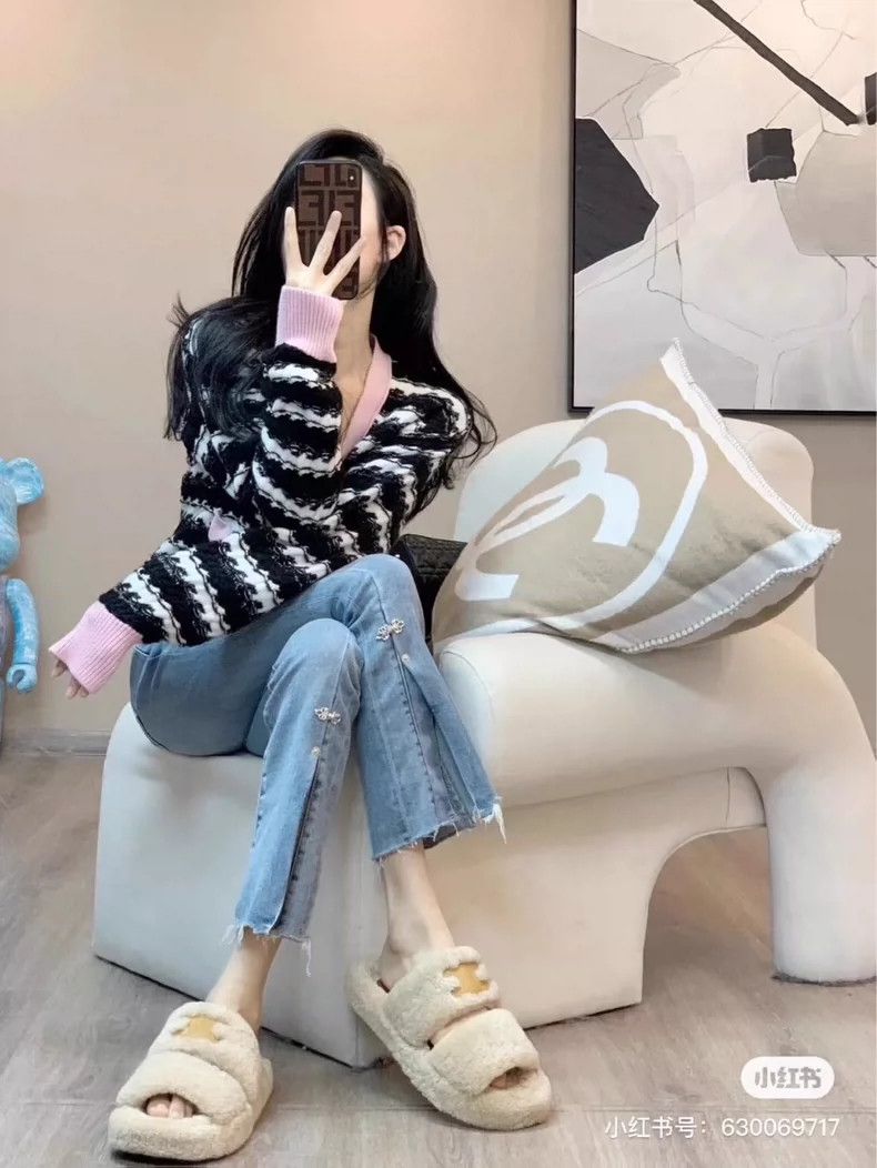 Chanel Chanel 22 autumn and winter pink edge striped knitted card Size XS / US 0-2 / IT 36-38 - 9 Thumbnail