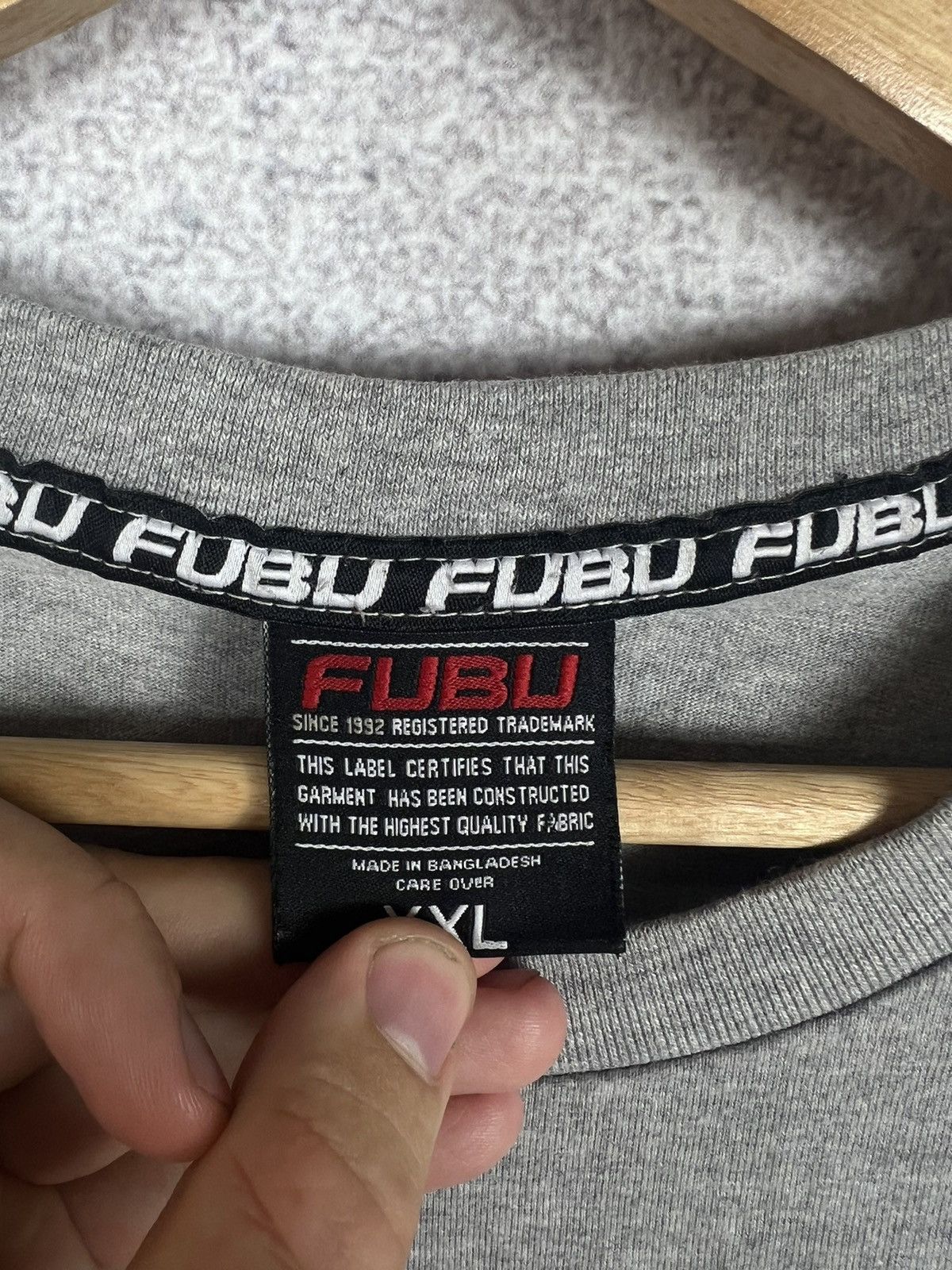 Fubu Vintage Fubu Big Embroidered Logo T-Shirt Size US XXL / EU 58 / 5 - 8 Thumbnail