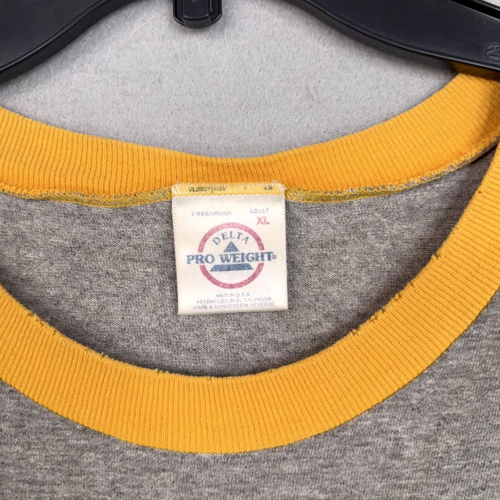 Delta VINTAGE Delta Pro Weight Sugar Daddy Shirt Mens XL Gray Yellow WHO'S YA DADDY Graphic Tee Size US XL / EU 56 / 4 - 4 Thumbnail