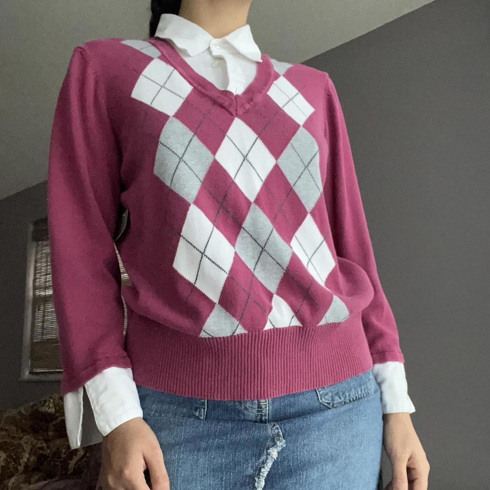 Van Heusen Pink and grey argyle sweater with white collar Size M / US 6-8 / IT 42-44 - 2 Thumbnail