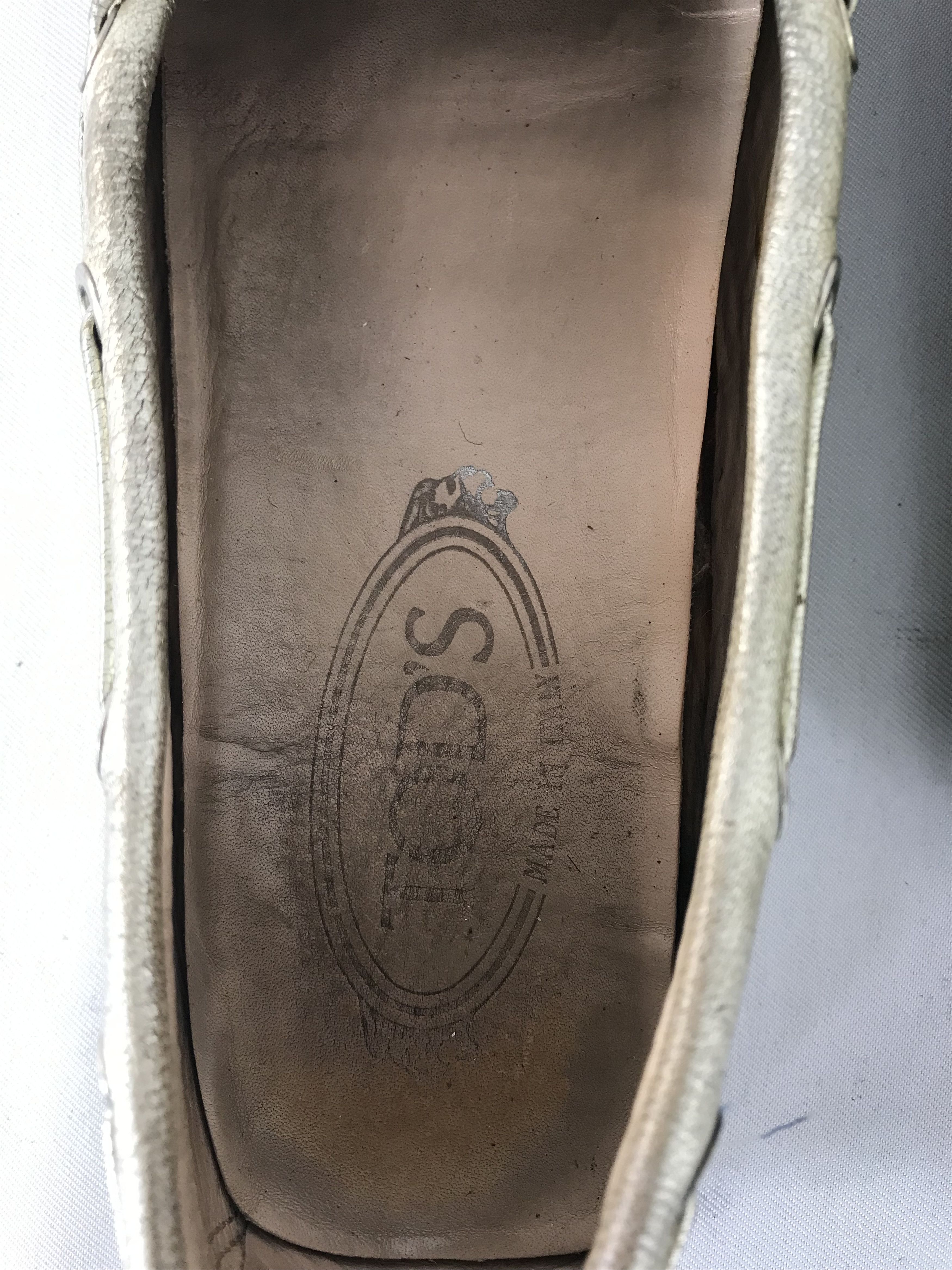 Tod's Tod’s Metallic Leather Loafer Shoe Bow Driving 26cm Size US 9 / IT 39 - 4 Thumbnail