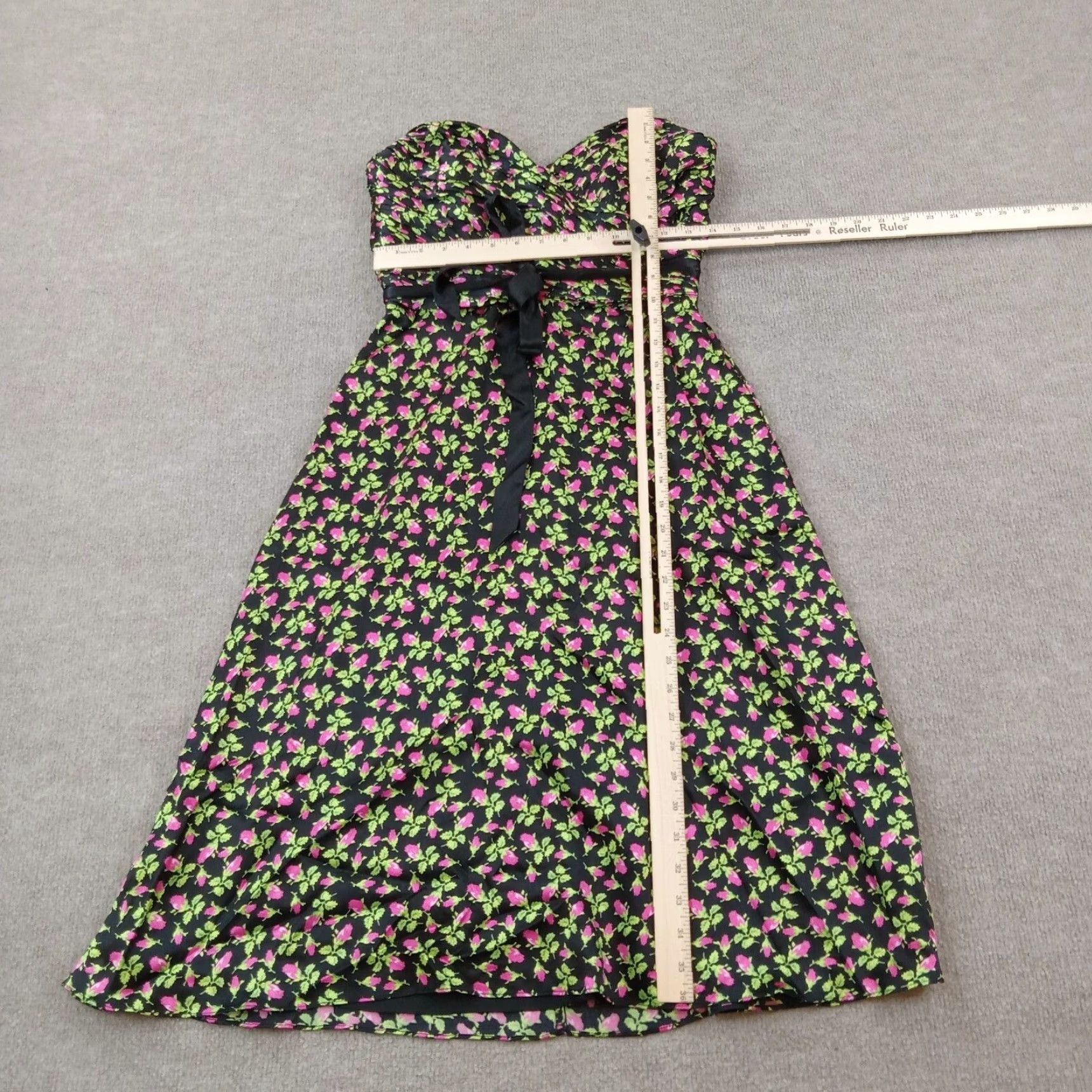 Betsey Johnson Betsey Johnson Floral Mini Dress Womens Size 8 Black Strapless Belted Fit & Flare Casual Party Size M / US 6-8 / IT 42-44 - 2 Thumbnail