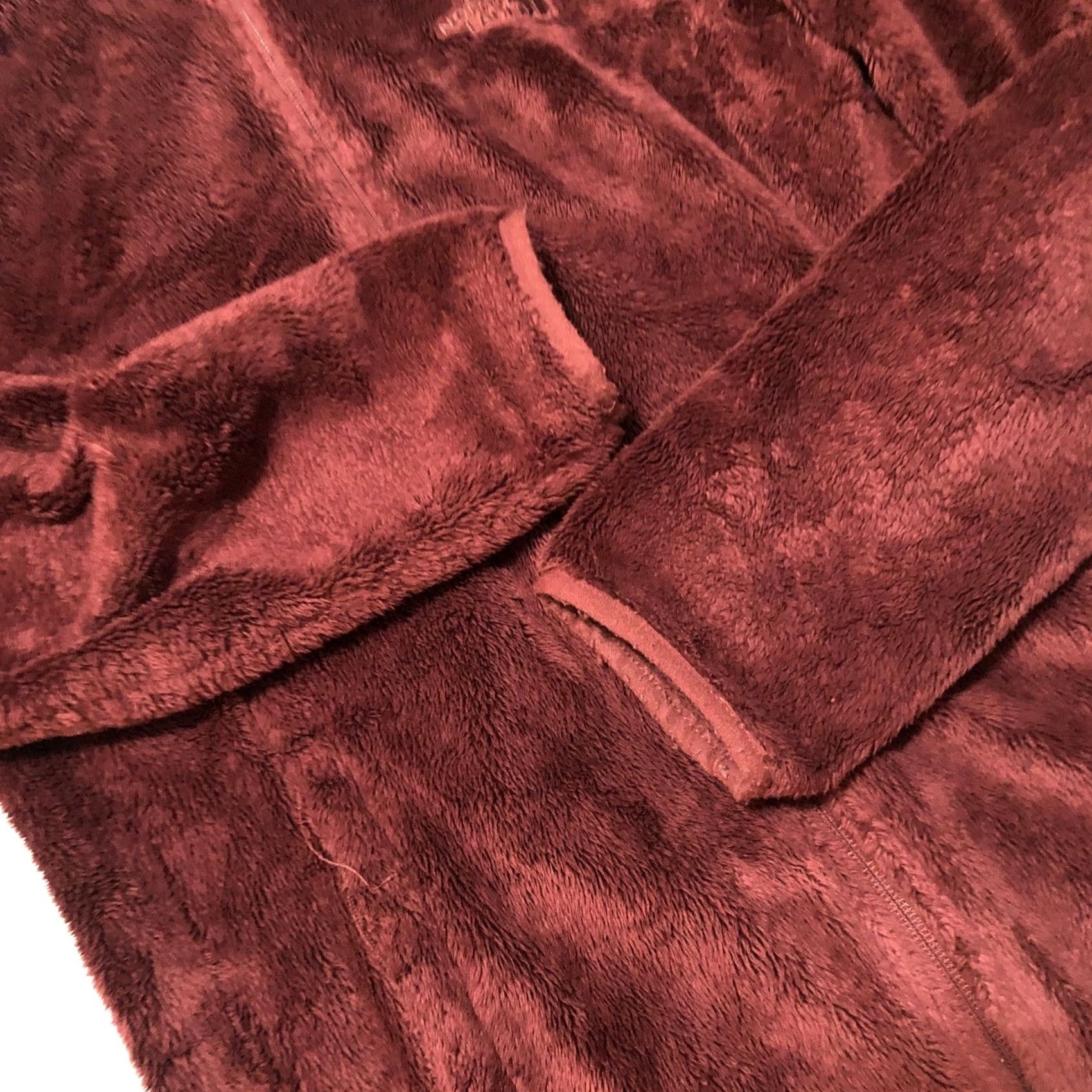 The North Face The North Face Osito Jacket Burgundy Small Women's Fleece Zip With Authentic Tag Size S / US 4 / IT 40 - 4 Thumbnail