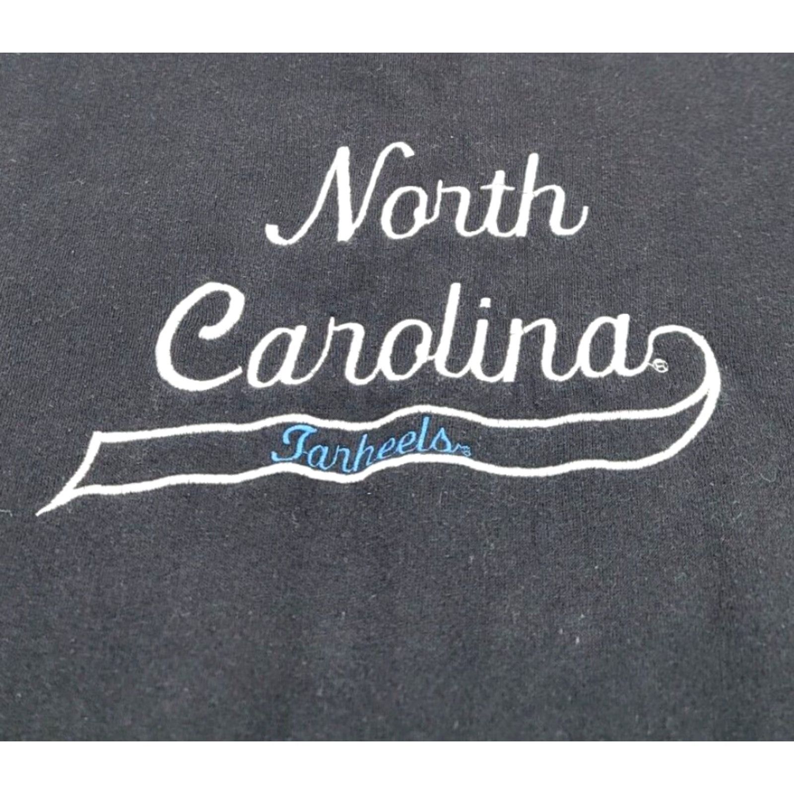 Nutmeg VINTAGE Tar Heels Sweatshirt North Carolina Home Team Mens XL Black Nutmeg Pullover Crew Neck Cotton Blend Fleece Graphic Print 90s Sports Shoes? Size US XL / EU 56 / 4 - 3 Thumbnail