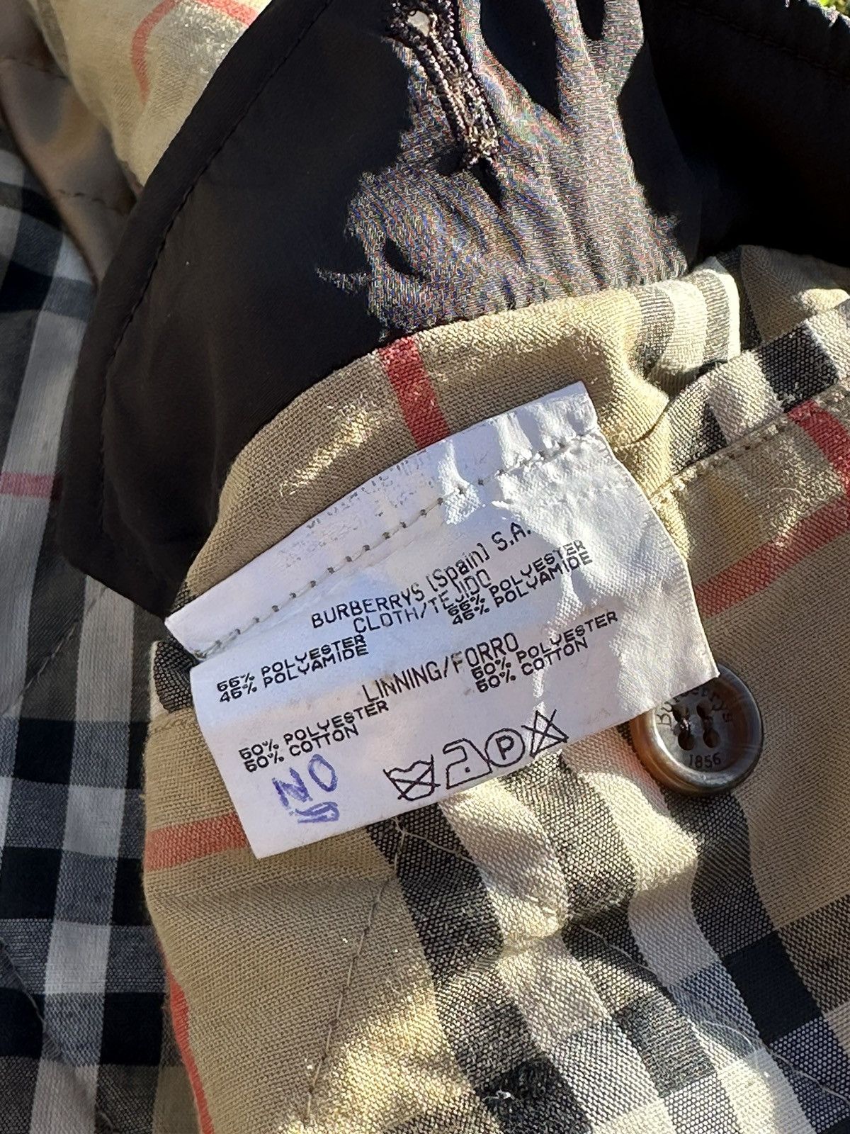 Vintage Burberry coat XL