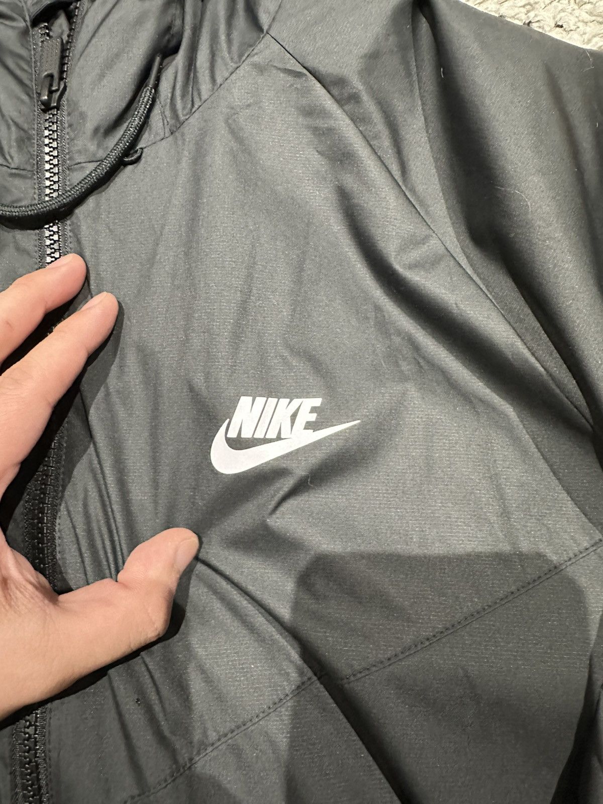 Nike Brand New Nike Sportswear Wind Jacket Mens Black Full Zip Size US XL / EU 56 / 4 - 2 Thumbnail
