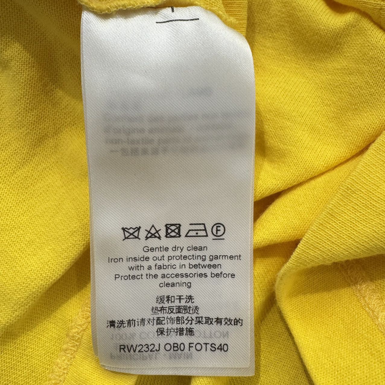 Louis Vuitton Louis Vuitton Yellow Casual Short Sleeve T-Shirt K26WX Size S / US 4 / IT 40 - 6 Thumbnail