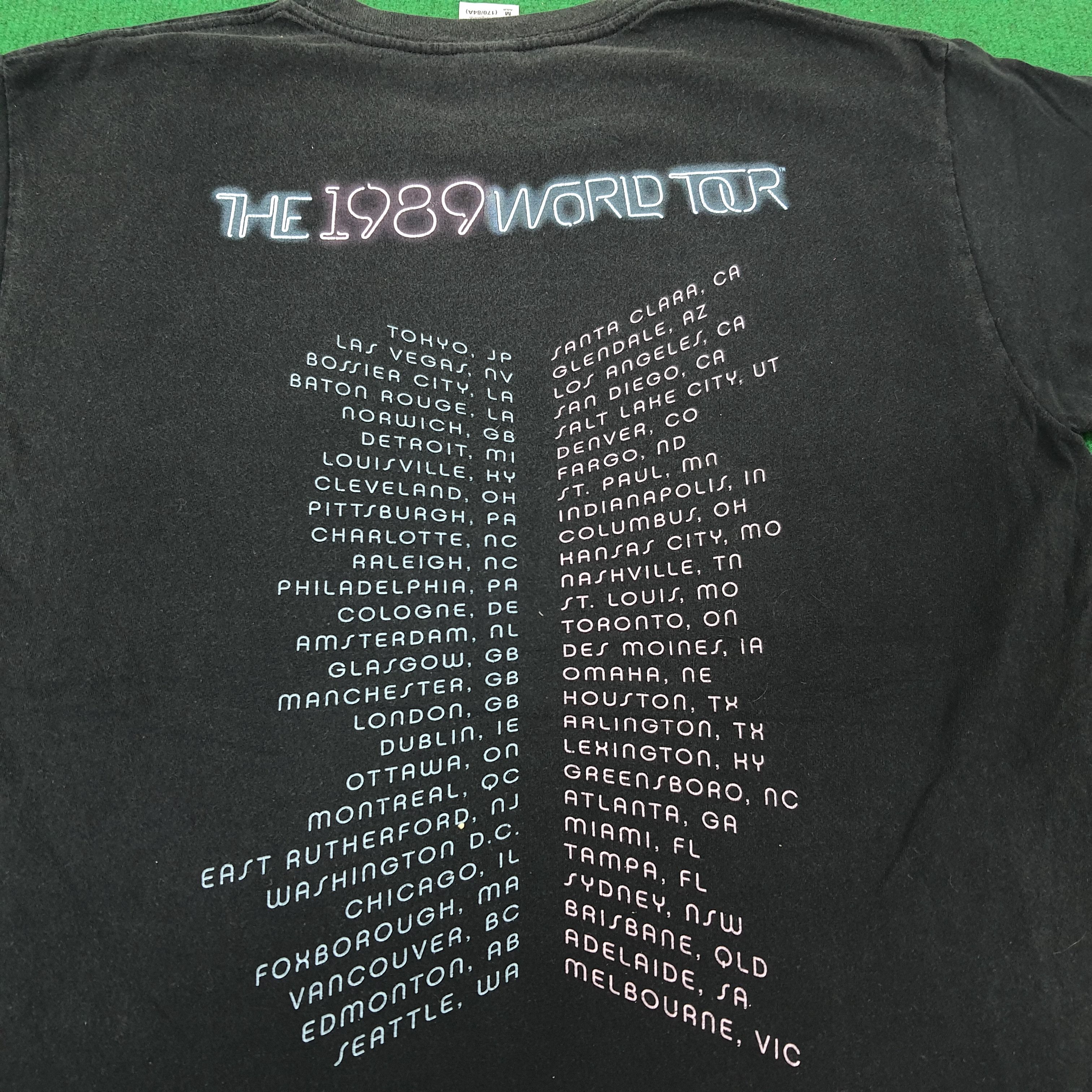 Band Tees × Vintage Vintage Taylor Swift The 1989 World Tour Tees C219N34 Size US S / EU 44-46 / 1 - 4 Thumbnail