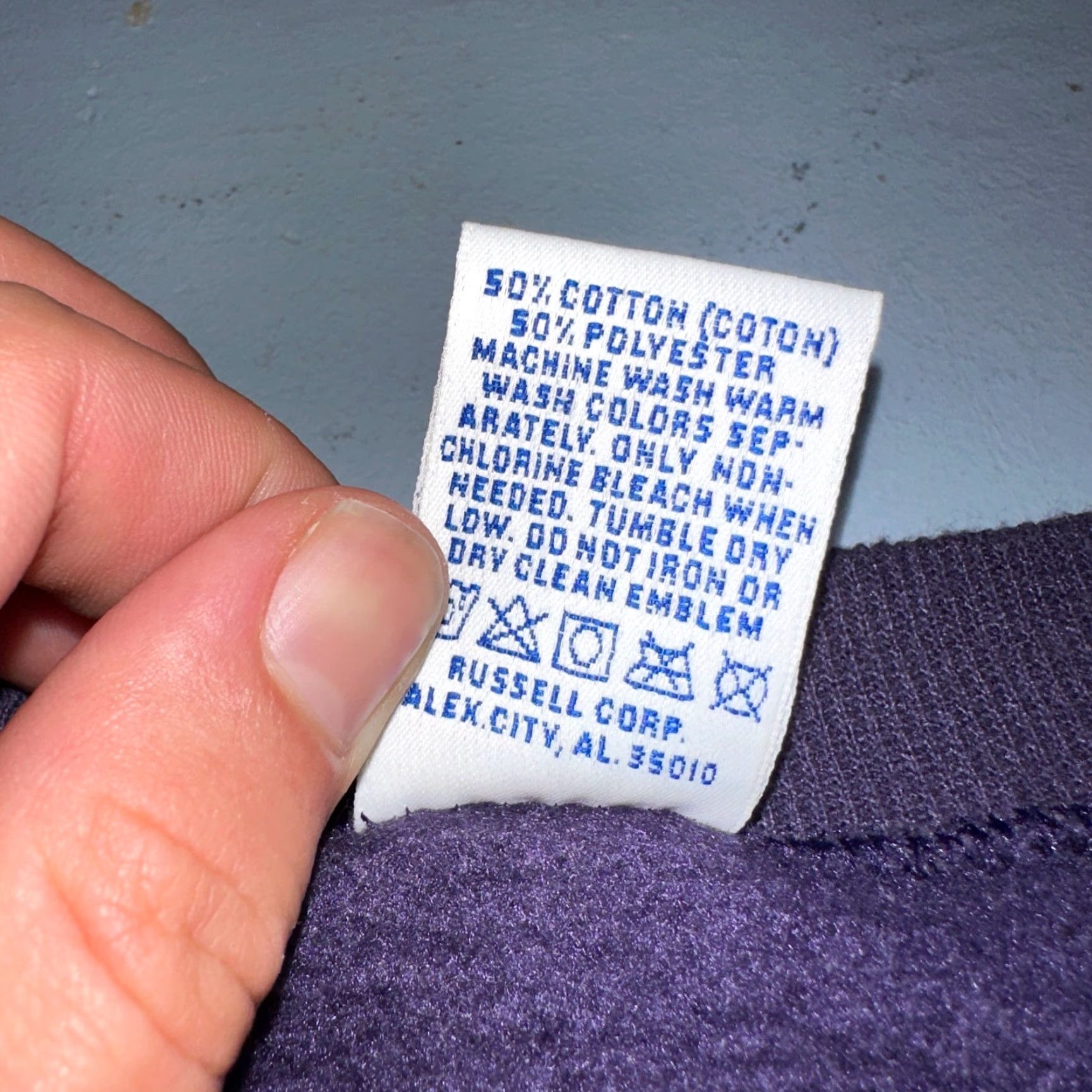 Russell Athletic VINTAGE Russell Athletic L USA Sweatshirt Crewneck Purple 90s Logo Cotton Fleece Men’s Size US L / EU 52-54 / 3 - 3 Thumbnail