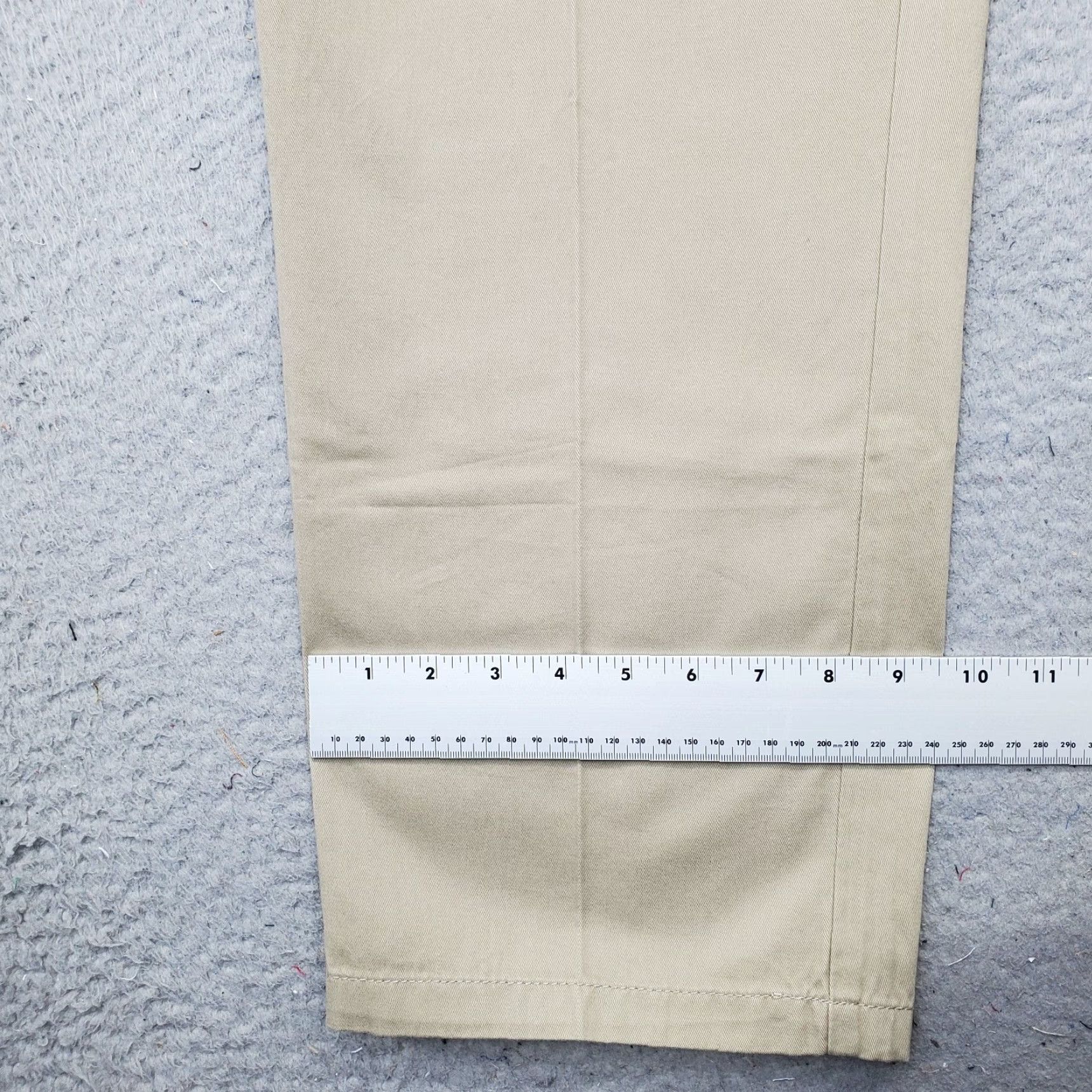 Weatherproof Weatherproof Cargo Pants Mens 36x30 Tan Flat Front Straight Leg Cargo Pocket Style Mens Size 36 Tan Size US 36 / EU 52 - 5 Thumbnail