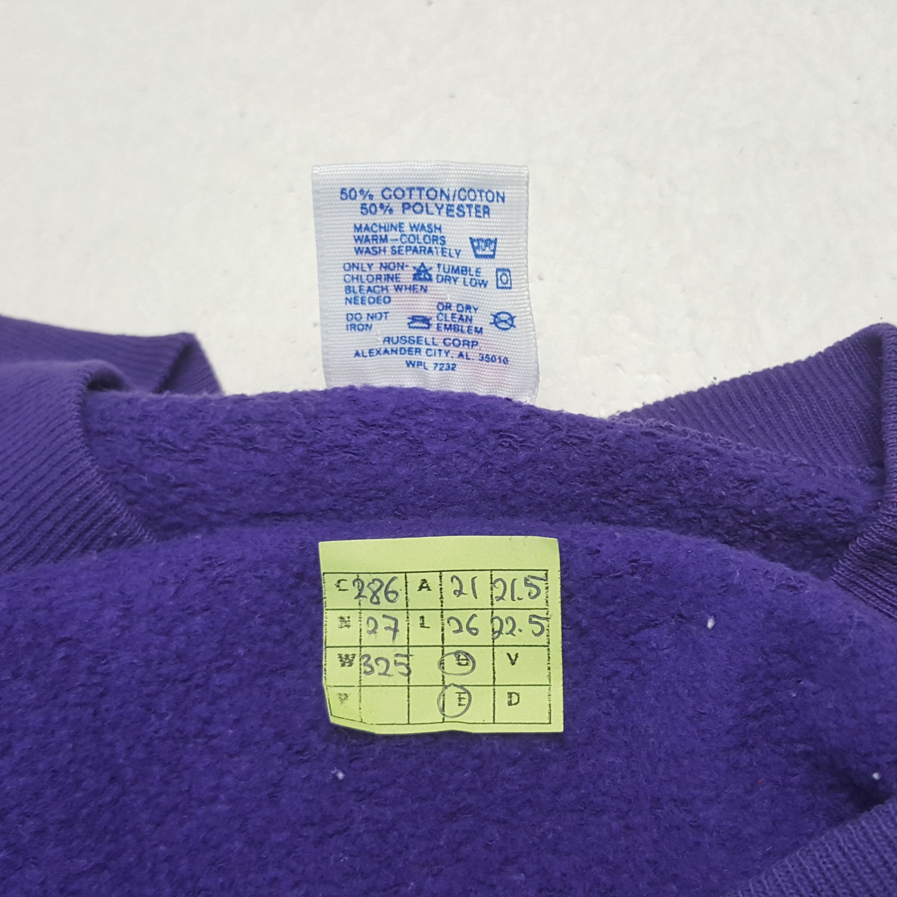 Jerzees × NFL × Vintage Vintage Walhalla Razorbacks Football Team Sweatshirt C286N27 Size US M / EU 48-50 / 2 - 7 Thumbnail