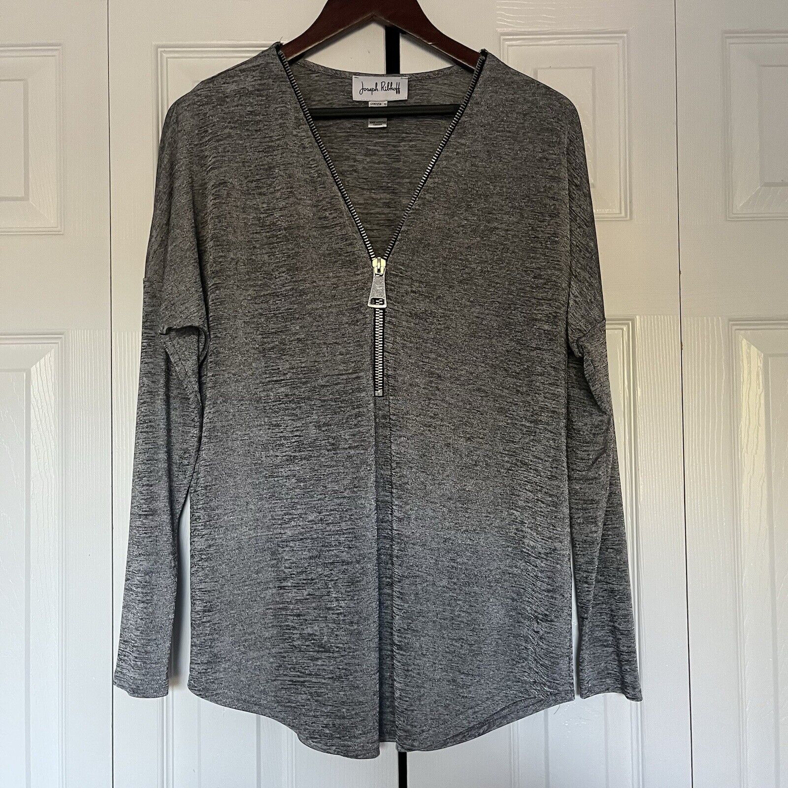 Joseph Ribkoff Women’s Joseph Ribkoff Gray Long Sleeve Blouse Zip Size 10 Size L / US 10 / IT 46 - 1 Thumbnail