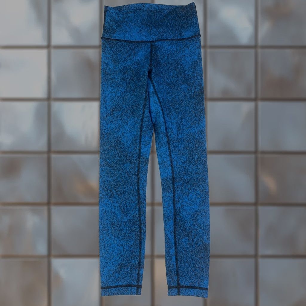 Lululemon Lululemon Womens 6 High Times Pant Spray Jacquard Shocking Blue Black Size 28" / US 6 / IT 42 - 1 Thumbnail