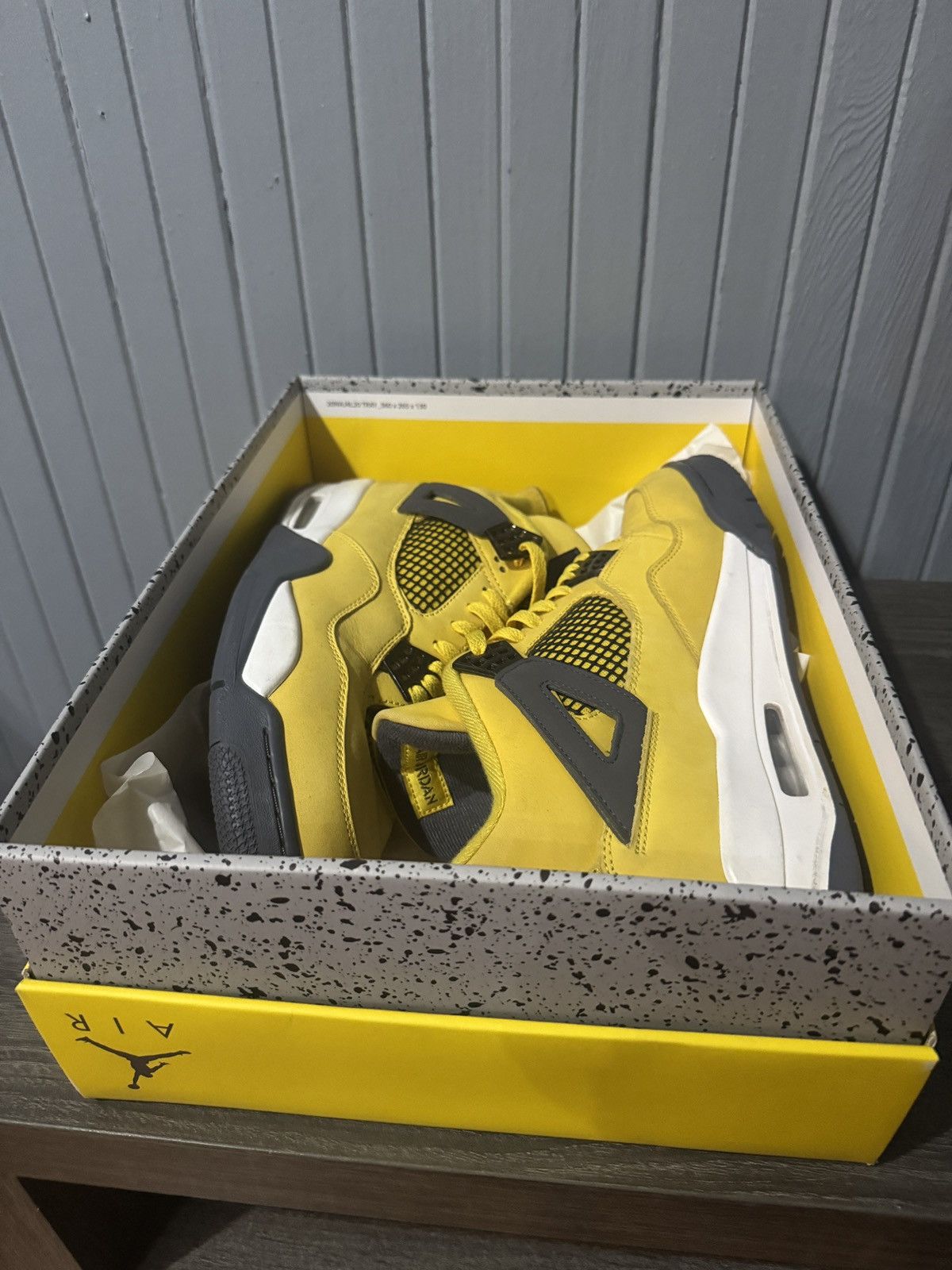 Jordan Brand Air Jordan 4 IV Retro “Lightning” size 12 Size US 12 / EU 45 - 2 Thumbnail