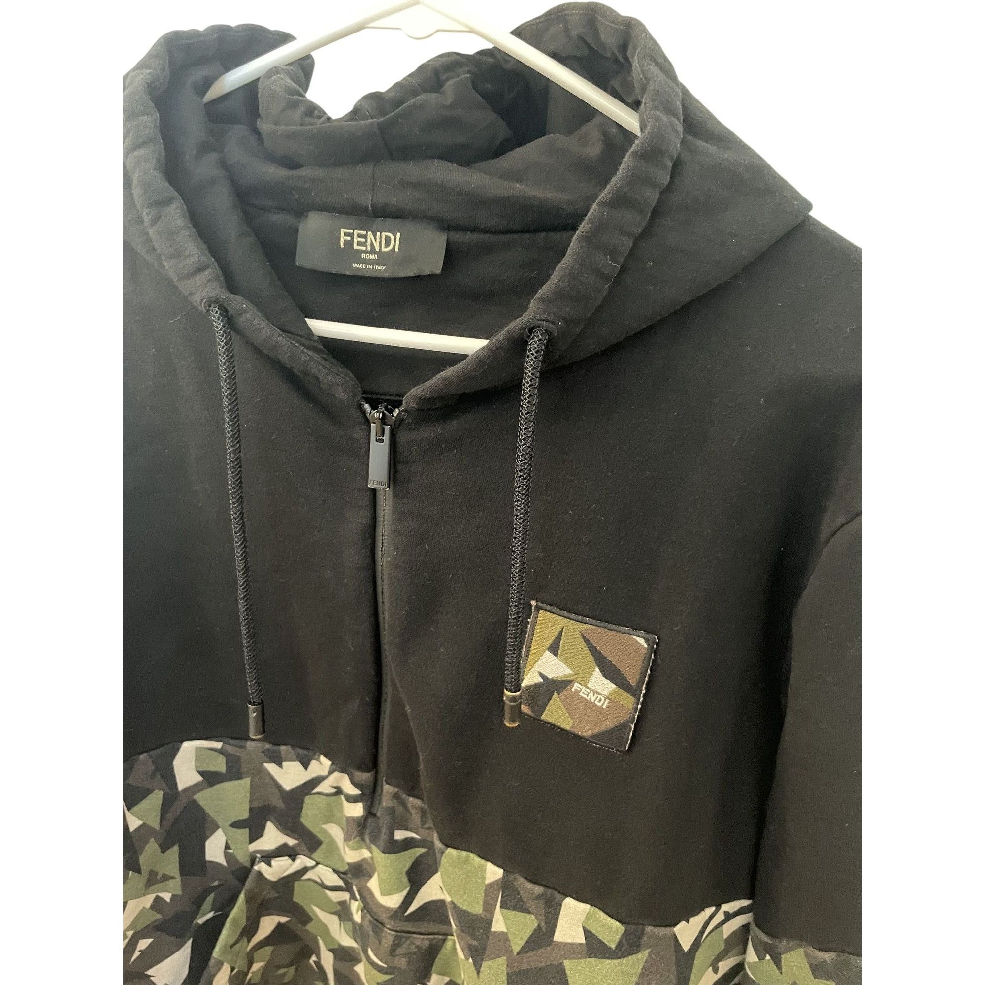 Fendi Fendi XL Camouflage Panel Hoodie Sweater 100% Cotton Black & Size XL / US 12-14 / IT 48-50 - 3 Thumbnail