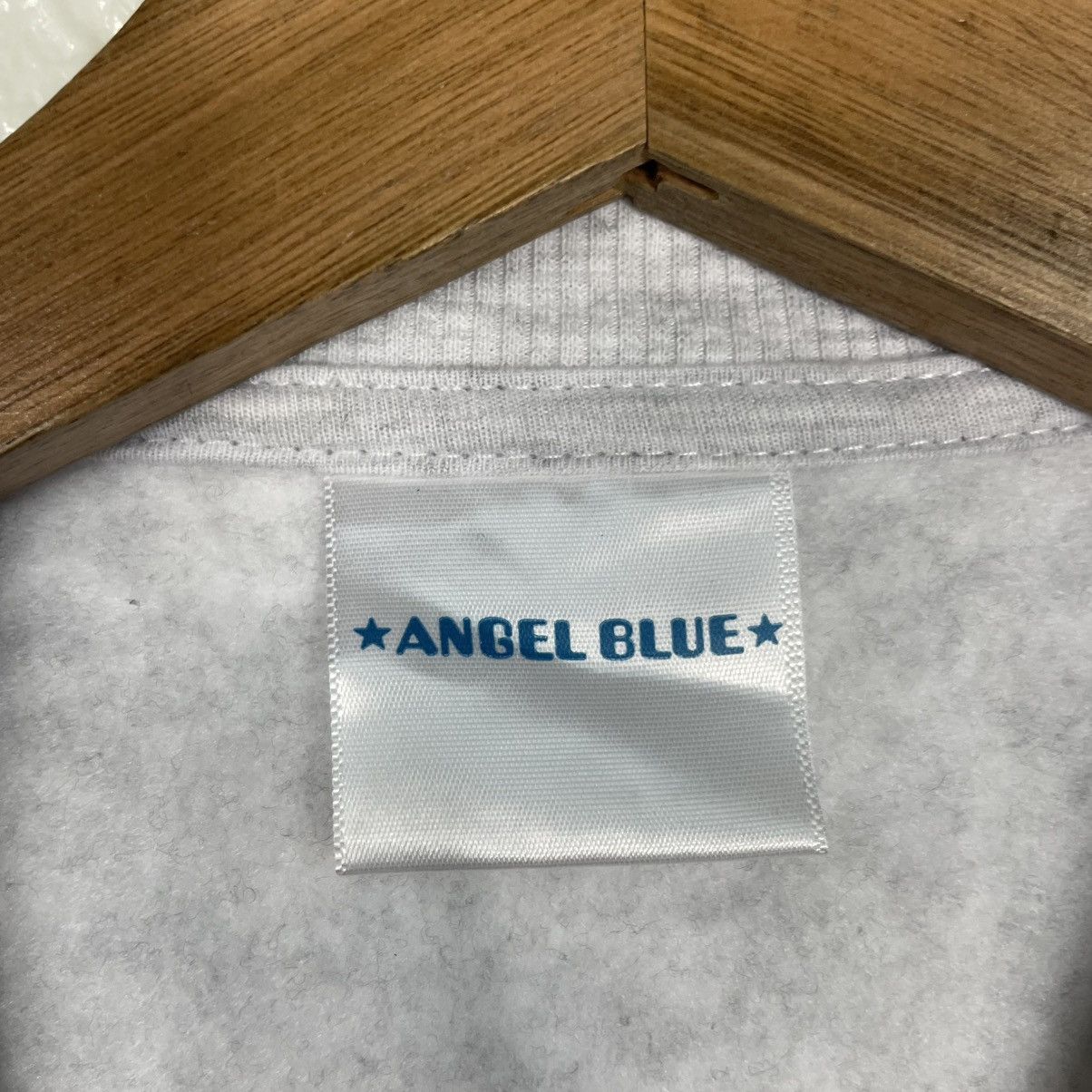 Japanese Brand Japanese Brand Angel Blue Crewneck Sweatshirt Size US M / EU 48-50 / 2 - 12 Thumbnail