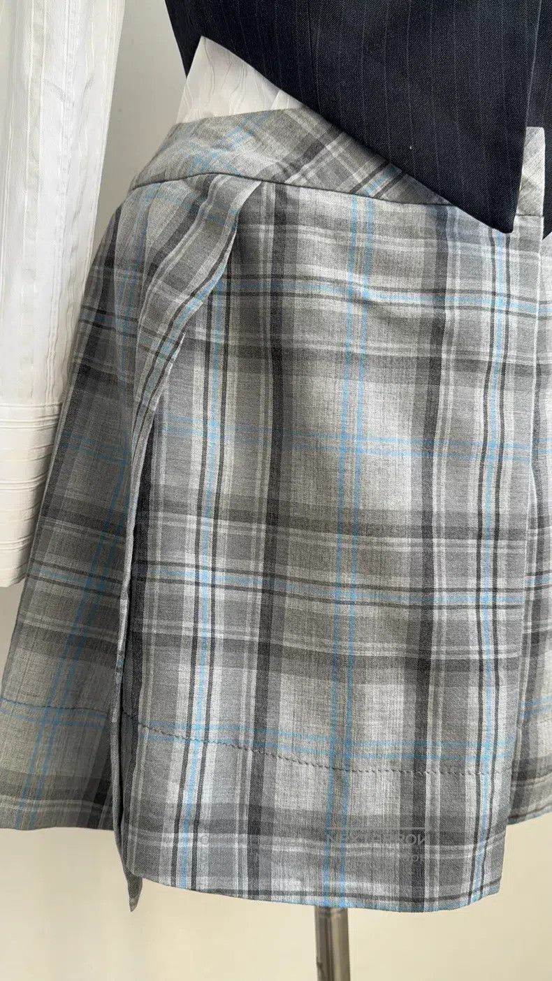Vivienne Westwood Vivienne Westwood size 1 Skirt Size 22" - 2 Thumbnail
