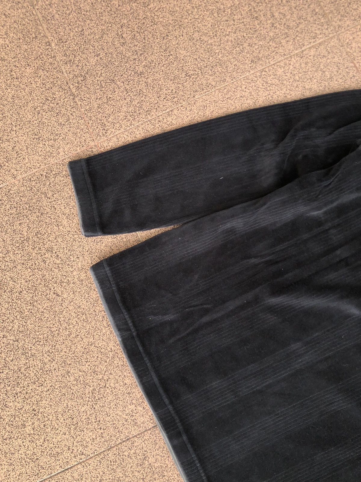 Japanese Brand 2000s Velocette Double Layer Thermal Velvet vkei style Size US L / EU 52-54 / 3 - 6 Thumbnail