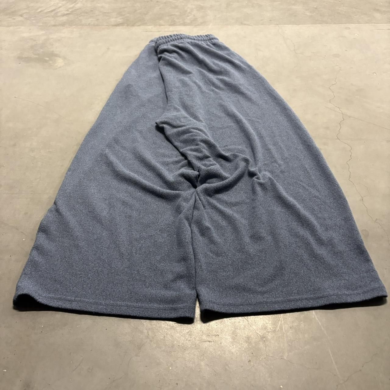 Vintage Crazy Vintage Y2K/2009s Super Baggy Wideleg Short Blue Sweatpants! Size US 34 / EU 50 - 5 Thumbnail