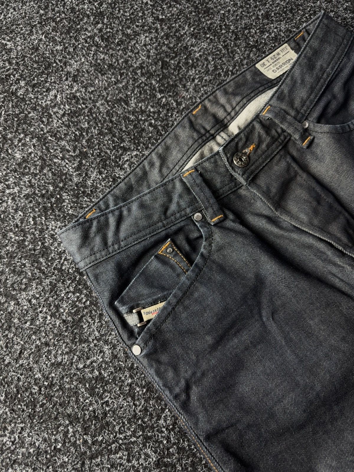 Diesel 00s Designer luxury Diesel Darron Tapered Dark Denim Jeans Size US 30 / EU 46 - 6 Thumbnail