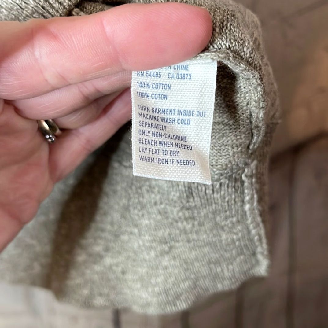 Vintage **American Eagle Men's XL Tan V-Neck Sweater NEW** User: American Eagle Men's XL Tan V-Neck Sweater NEW Size US XL / EU 56 / 4 - 3 Thumbnail