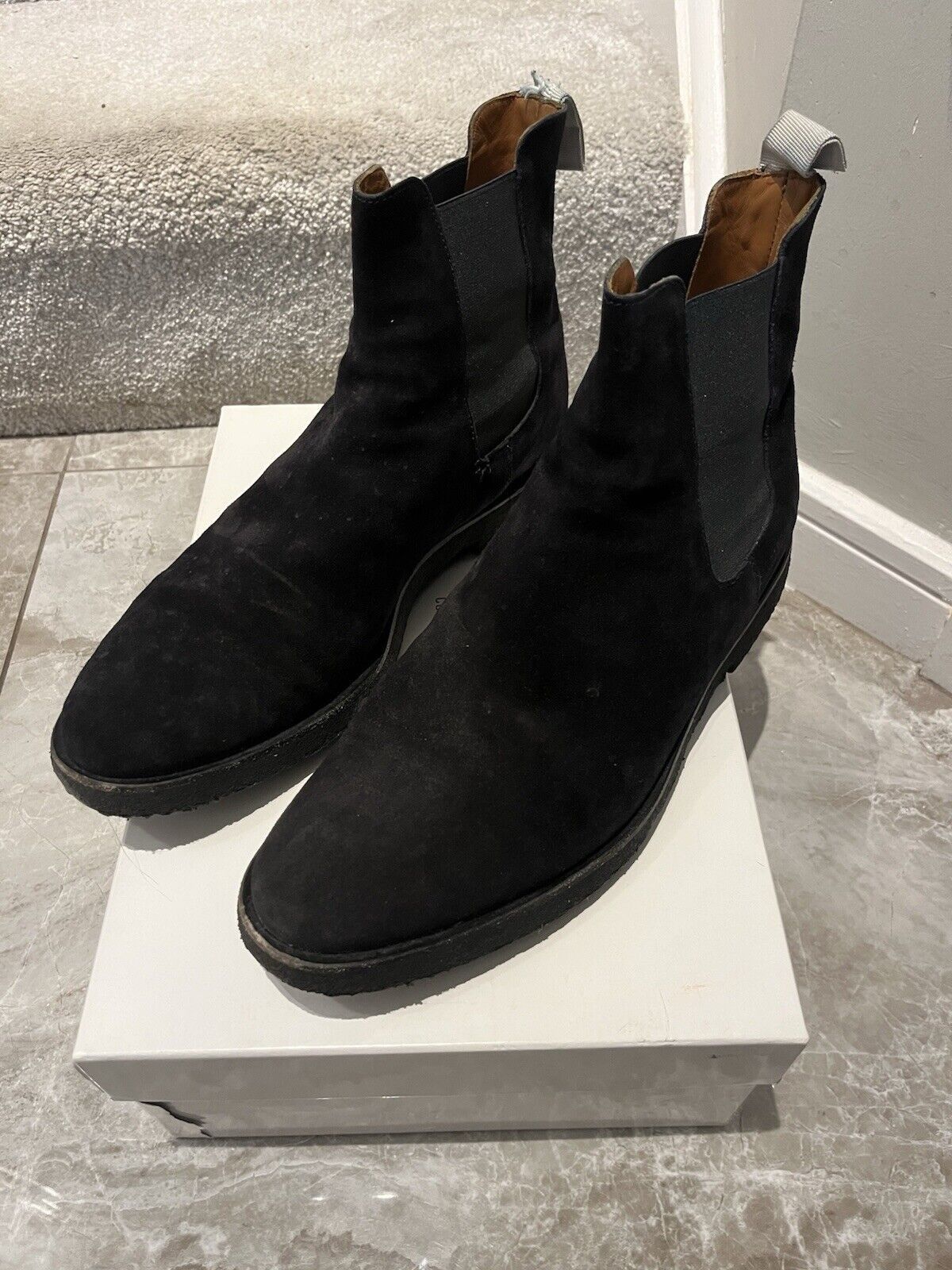 Common Projects Common Projects Black Suede Chelsea Boots Size US 9 / EU 42 - 1 Thumbnail