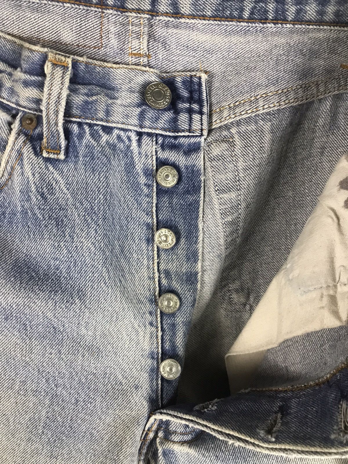 Levi's Thrashed Vintage 80s Levi’s 501 Denim Jeans Made in USA Size US 29 - 8 Thumbnail